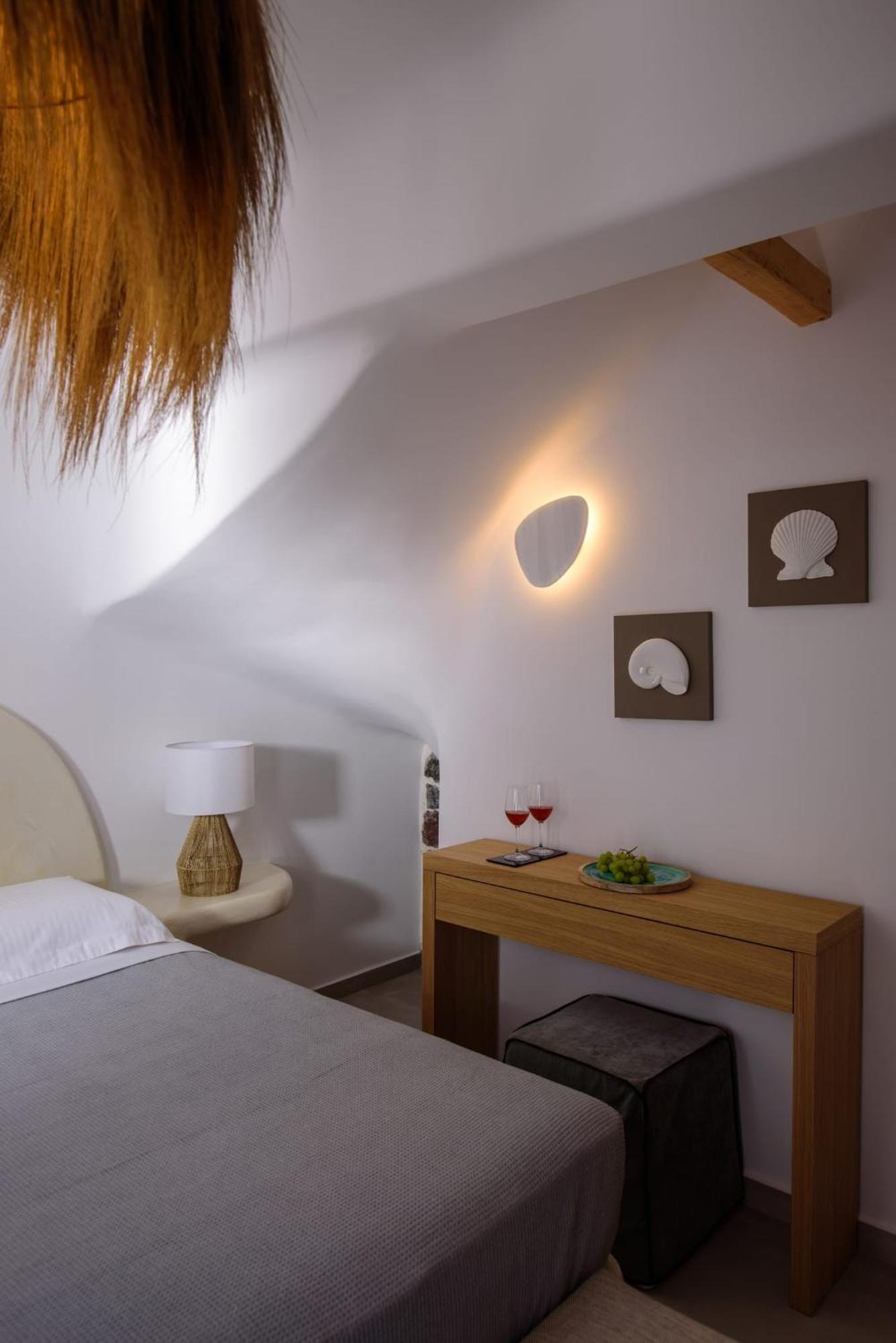 Villa Splendid Santorini Vista 3 Bedrooms Private Pool Bath Breathtaking Sea Views Akrotiri