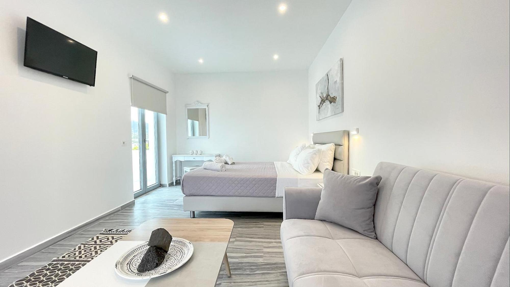Hotel Hermoso Luxury Monolithos (Santorini)