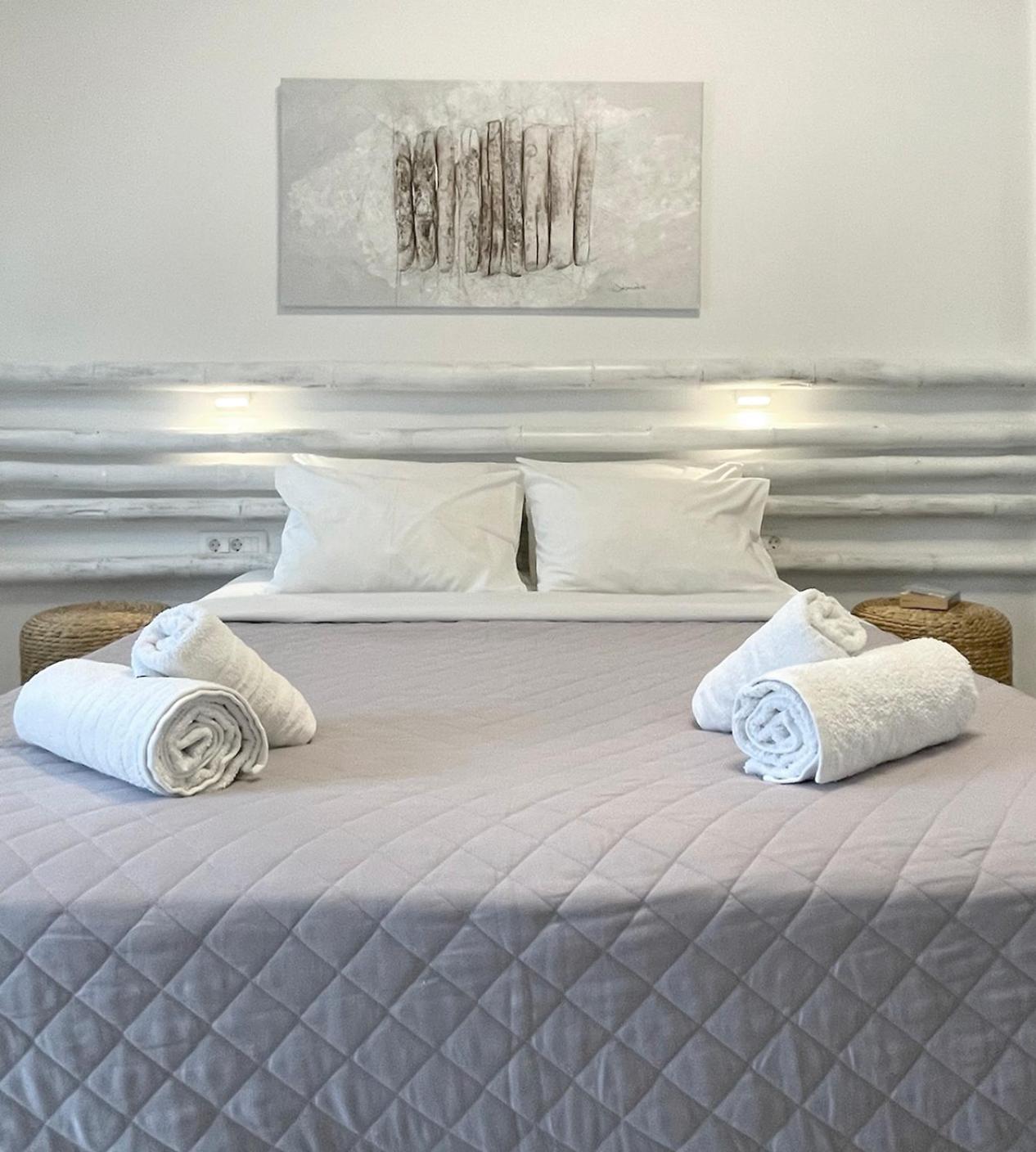 Hermoso Luxury Monolithos (Santorini)