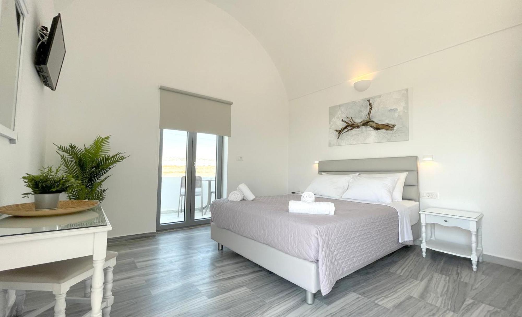 Hermoso Luxury Hotel