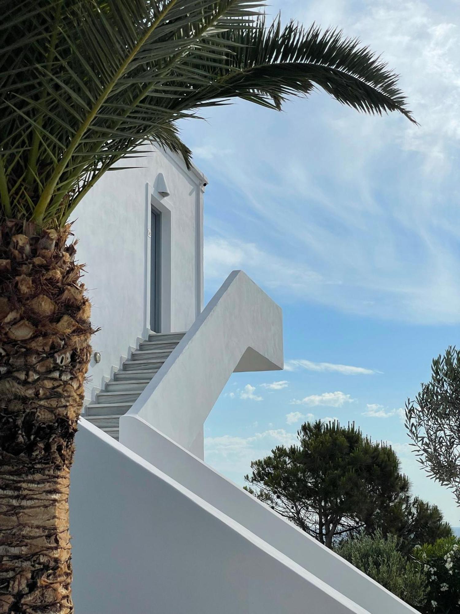 Hotel Hermoso Luxury Monolithos (Santorini)