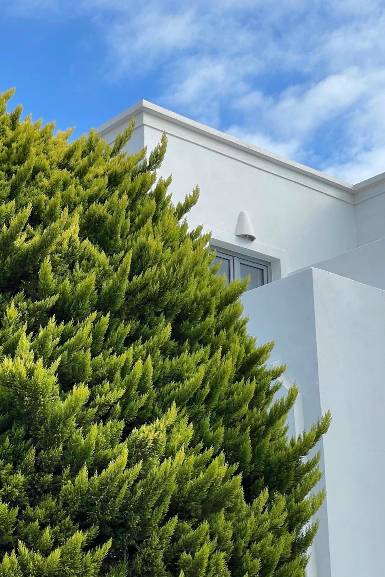 Hermoso Luxury 3* Monolithos (Santorini)