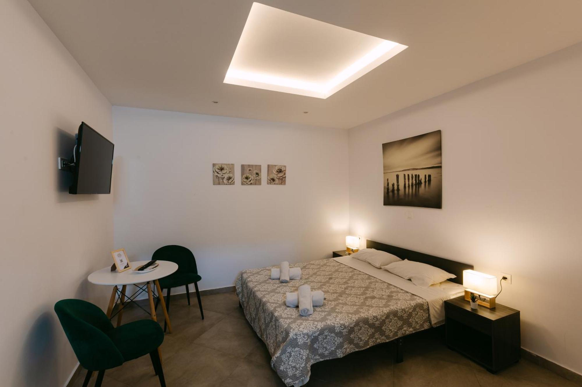 White Element