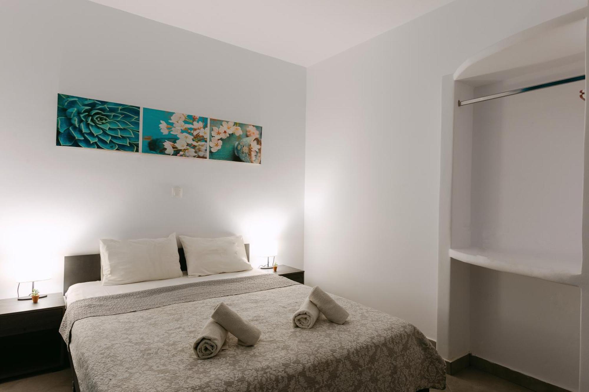 White Element Aparthotel *