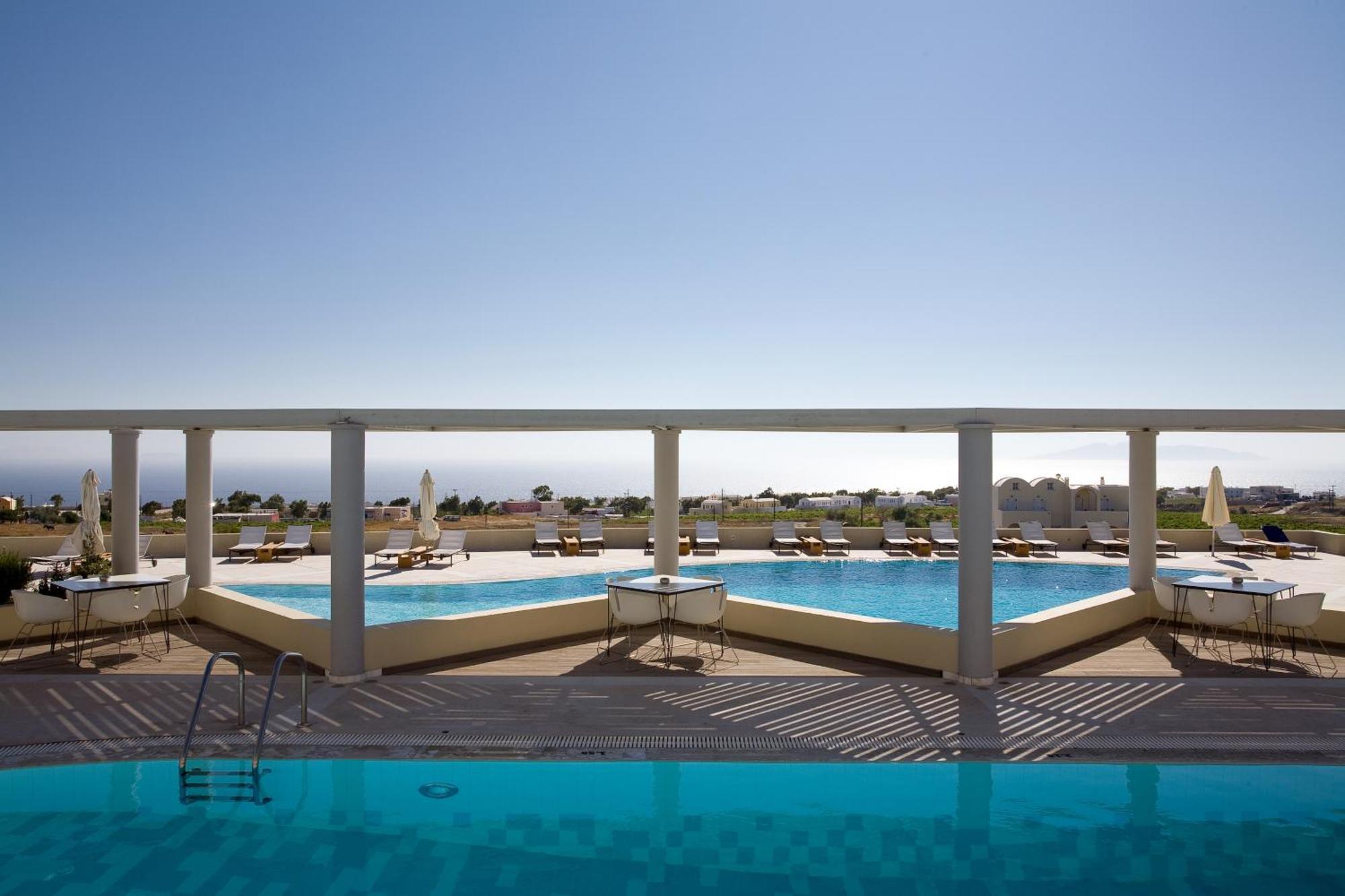Hotel The Majestic Fira (Santorini)
