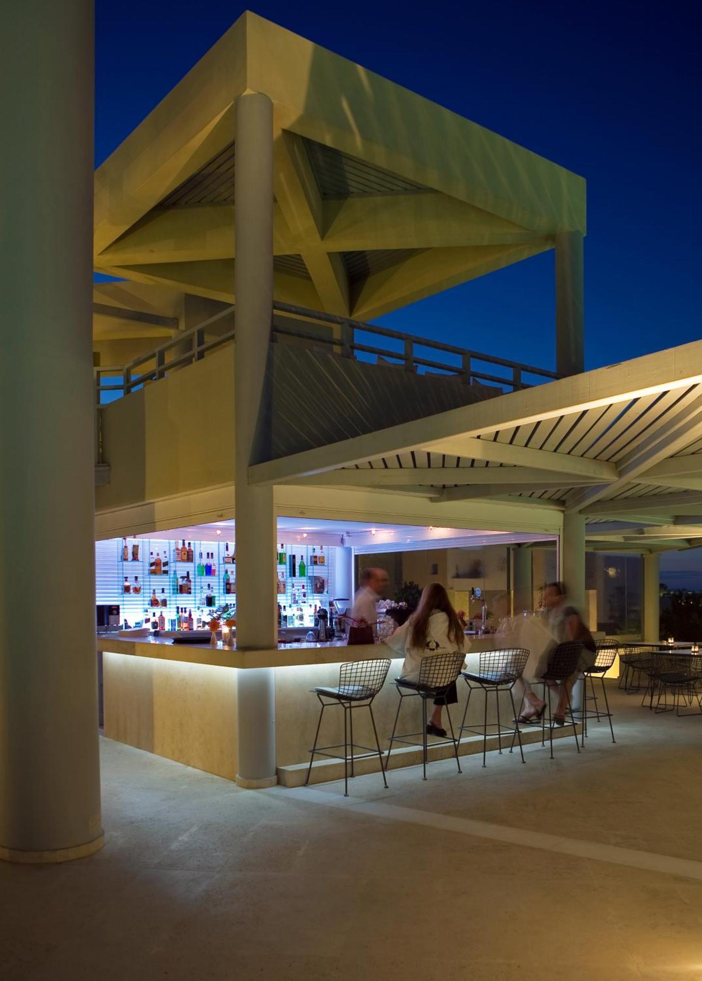 Hotel The Majestic Fira (Santorini)