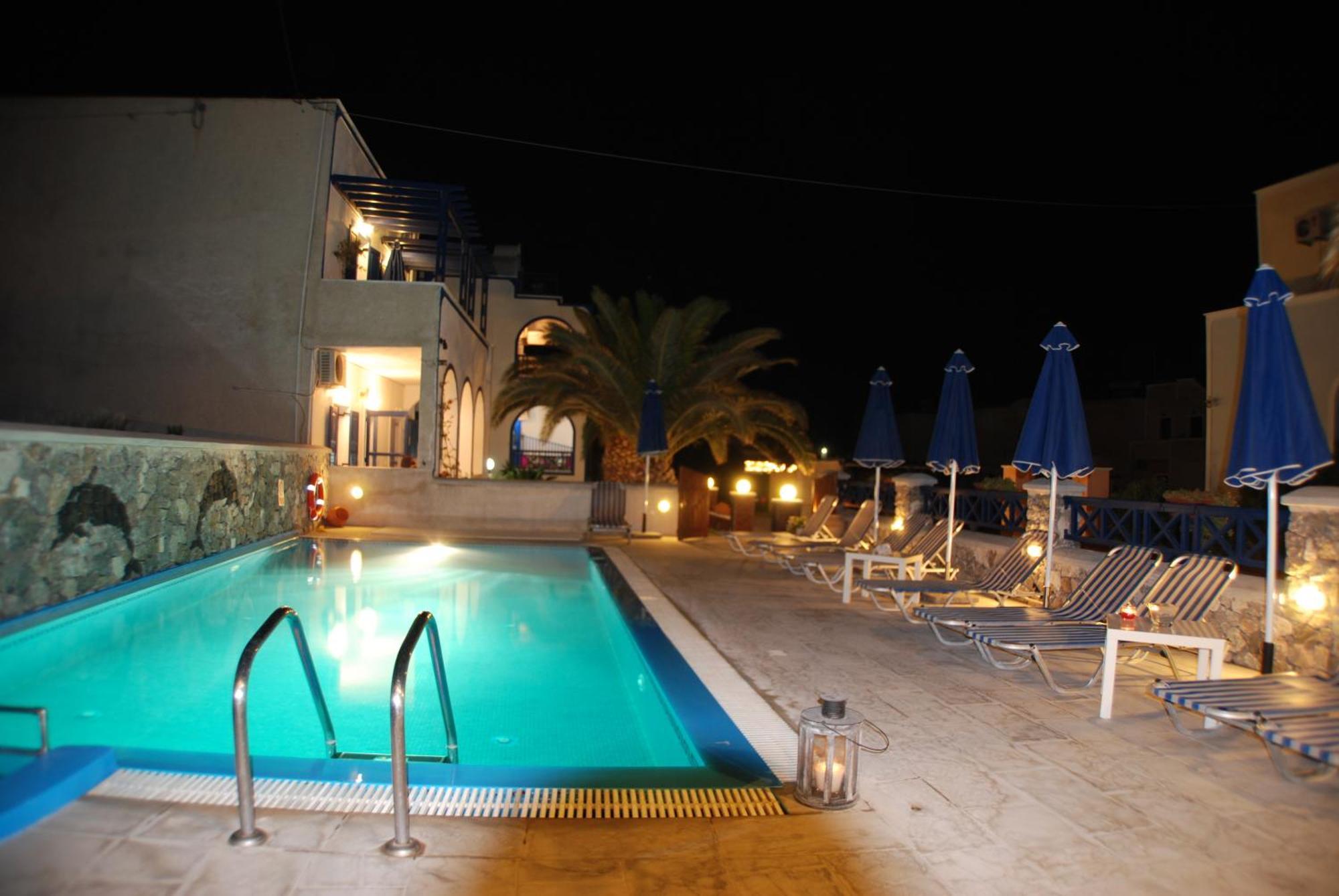 Aparthotel Aretousa 3*
