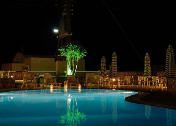 Babis Karterados (Santorini)