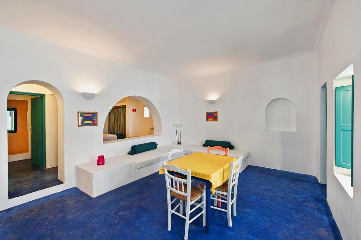 Nissia & Kamari (Santorini)