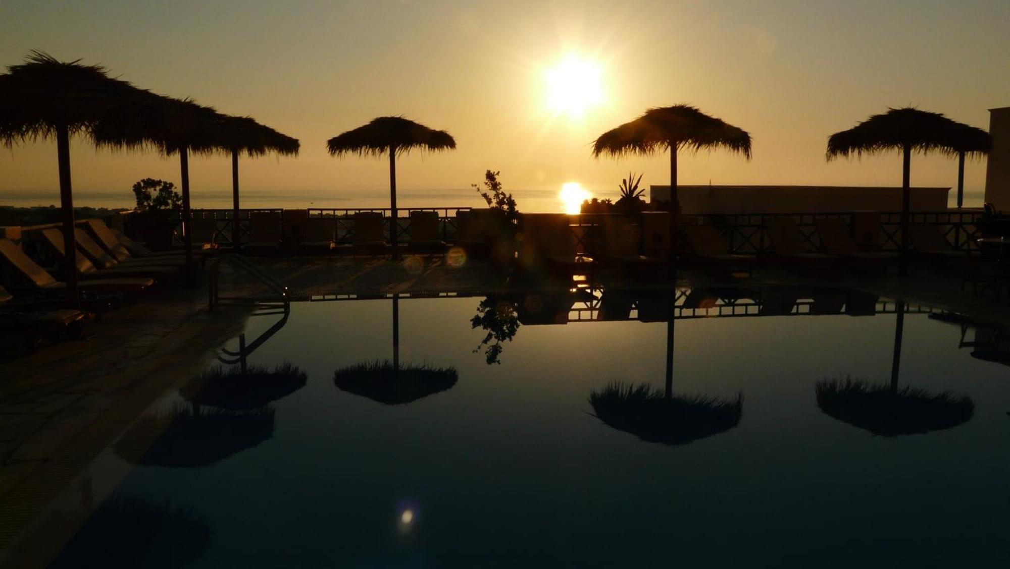 Aegean View Kamari (Santorini)