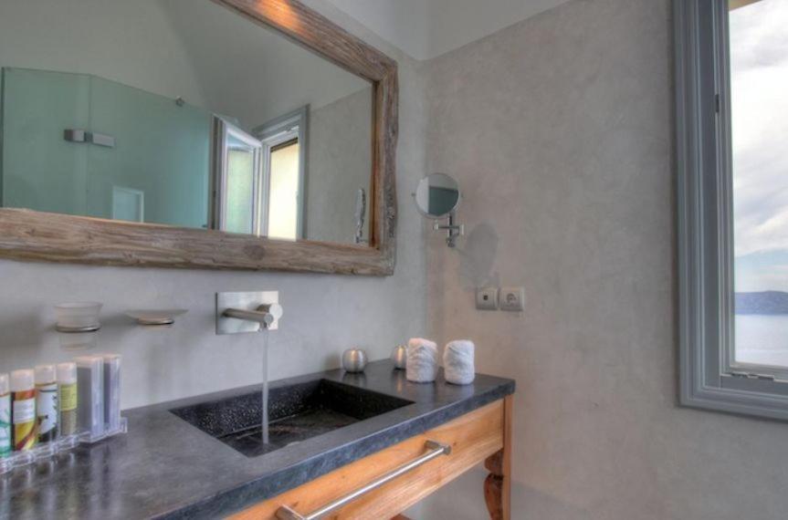 Allure Fira (Santorini)