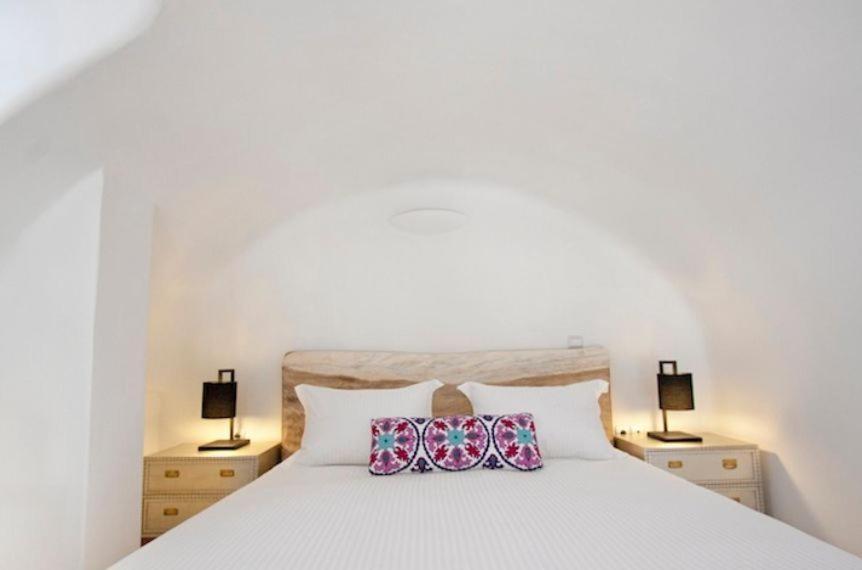 Allure Fira (Santorini)