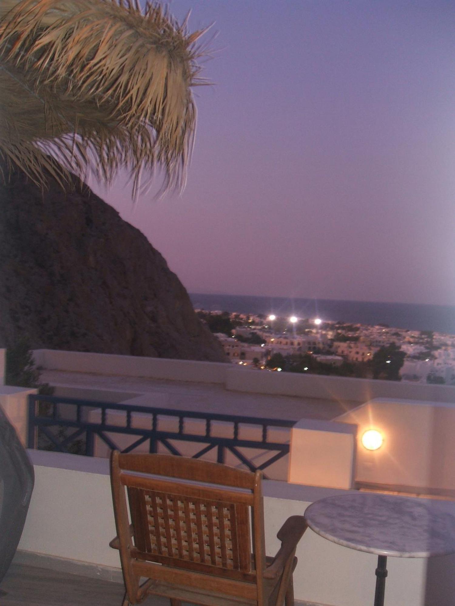 Aegean View Kamari (Santorini)