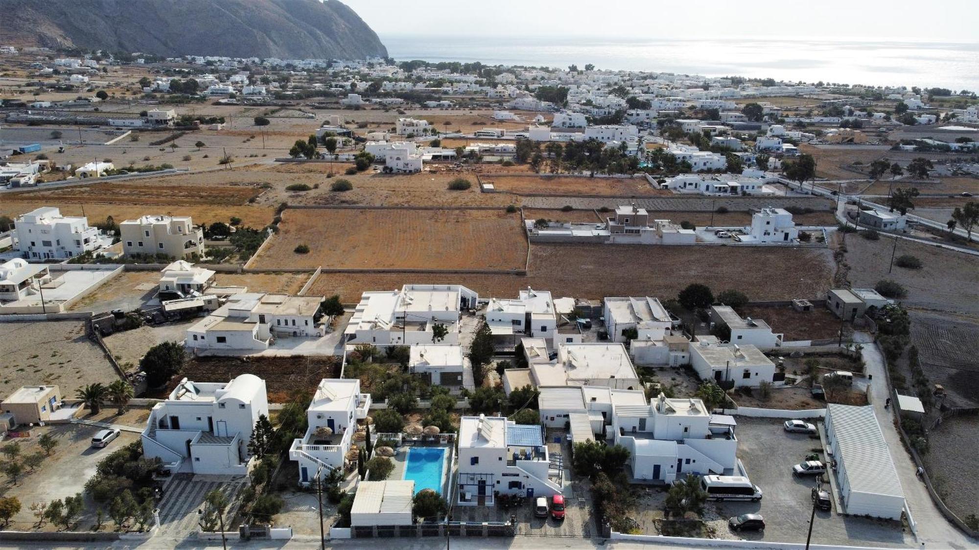 Apartment Kapetanios Perissa (Santorini)