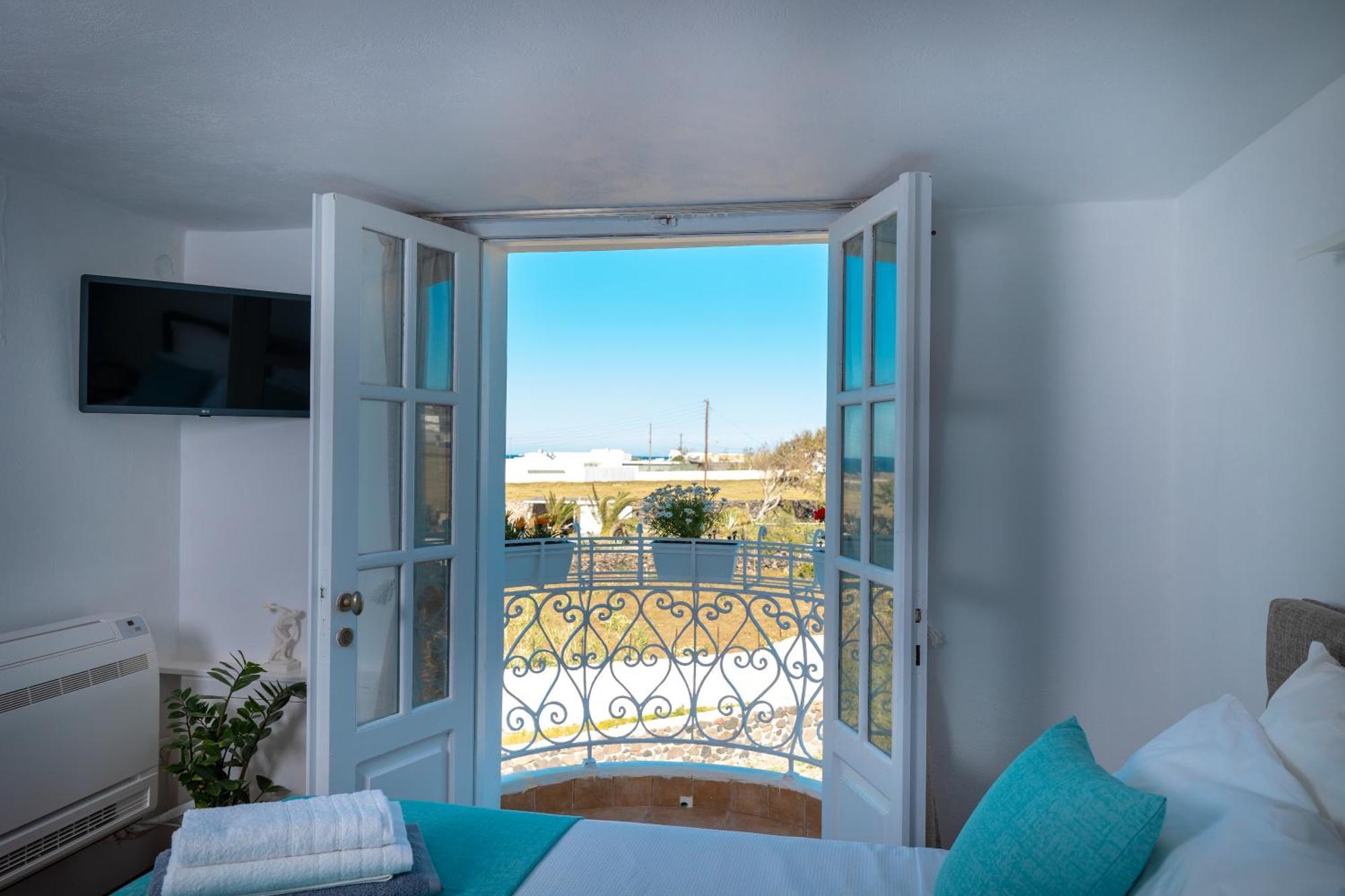 Sunset Luxury Oia (Santorini)