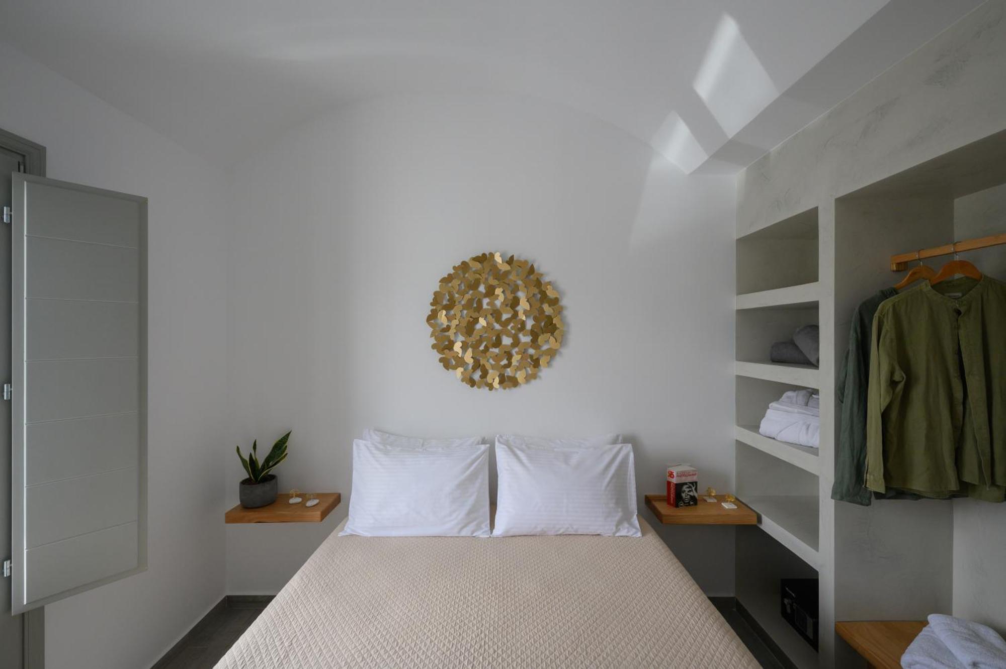 Aegean Diamonds Luxury Monolithos (Santorini)