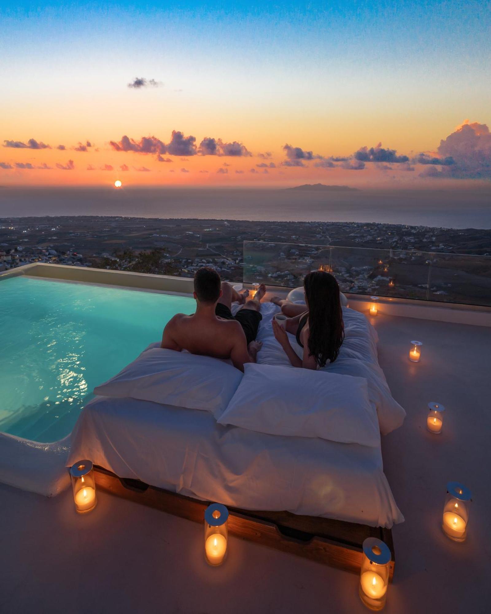 Bluewhite & Santorini