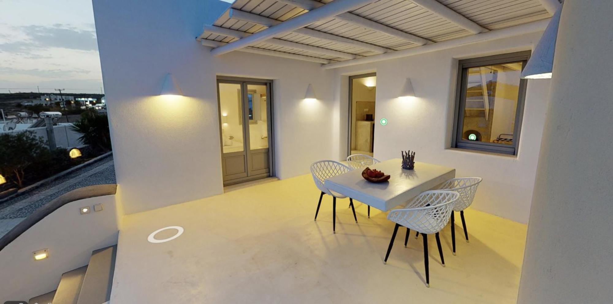 Shades Of White Apartment Emporio (Santorini)