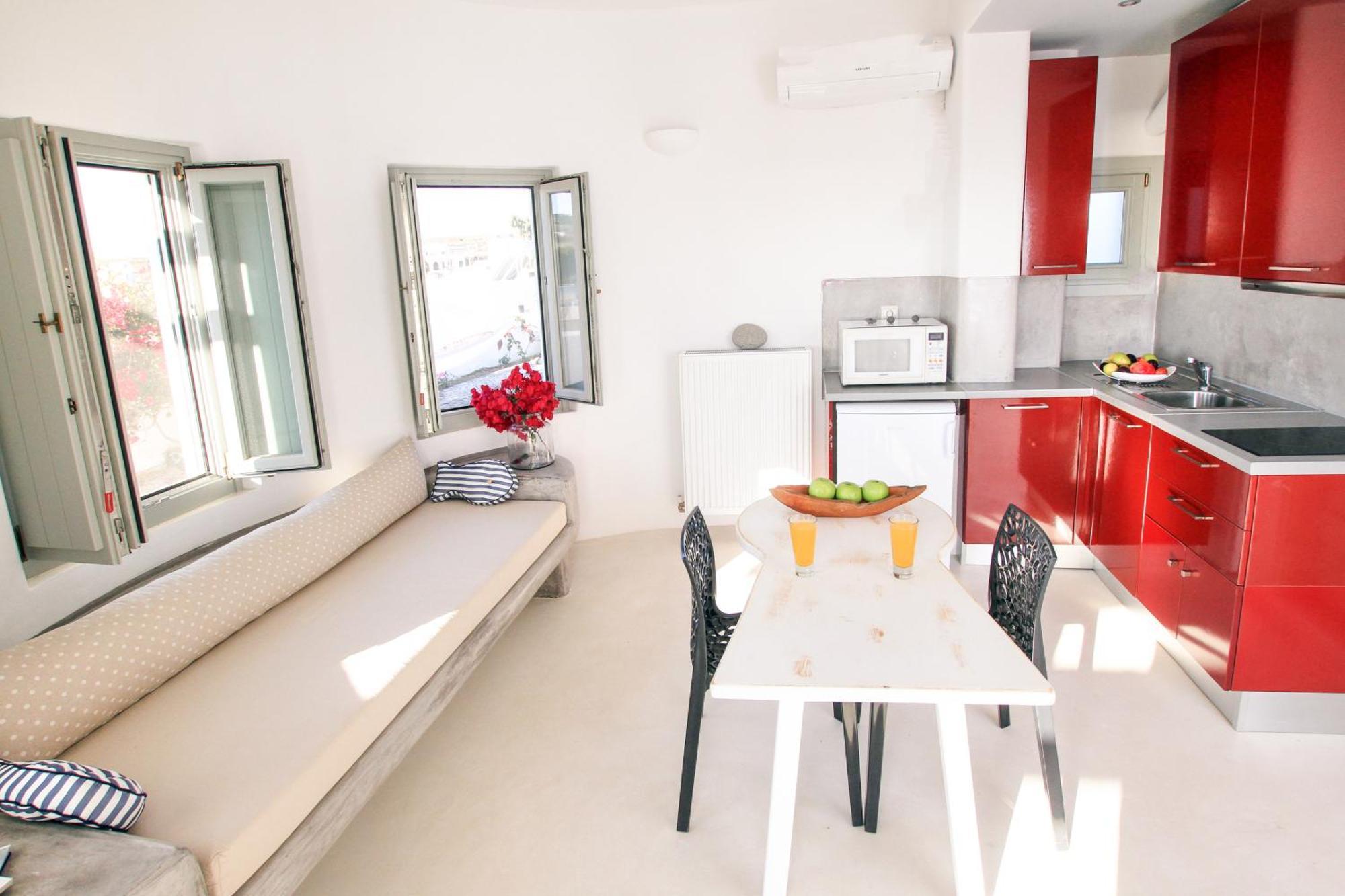 Shades Of White Apartment