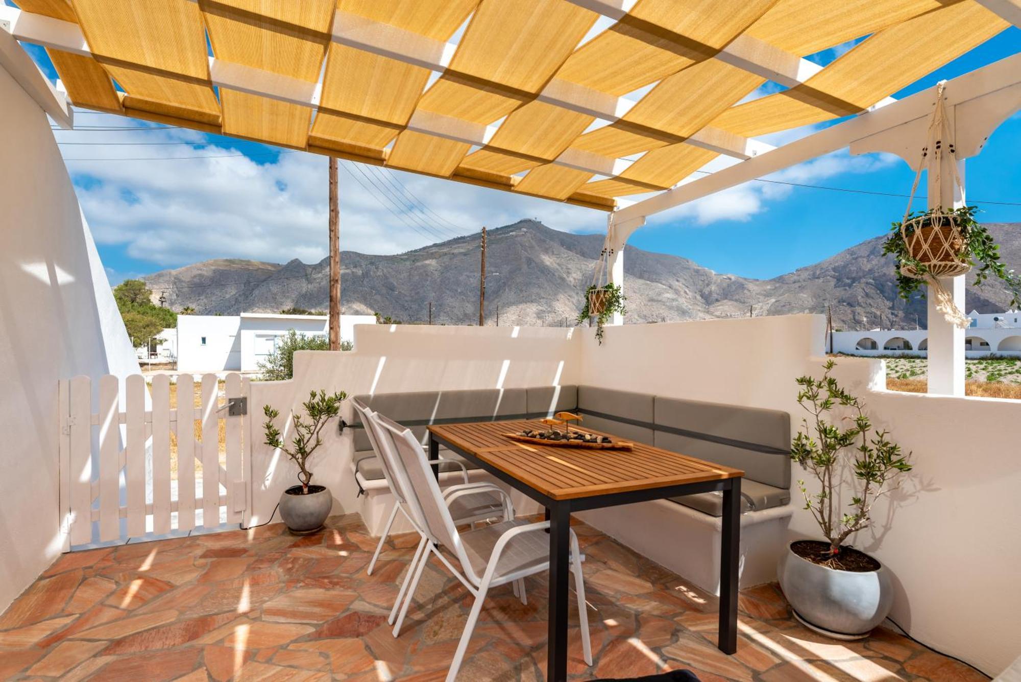 Holiday home Dp Homes Santorini *