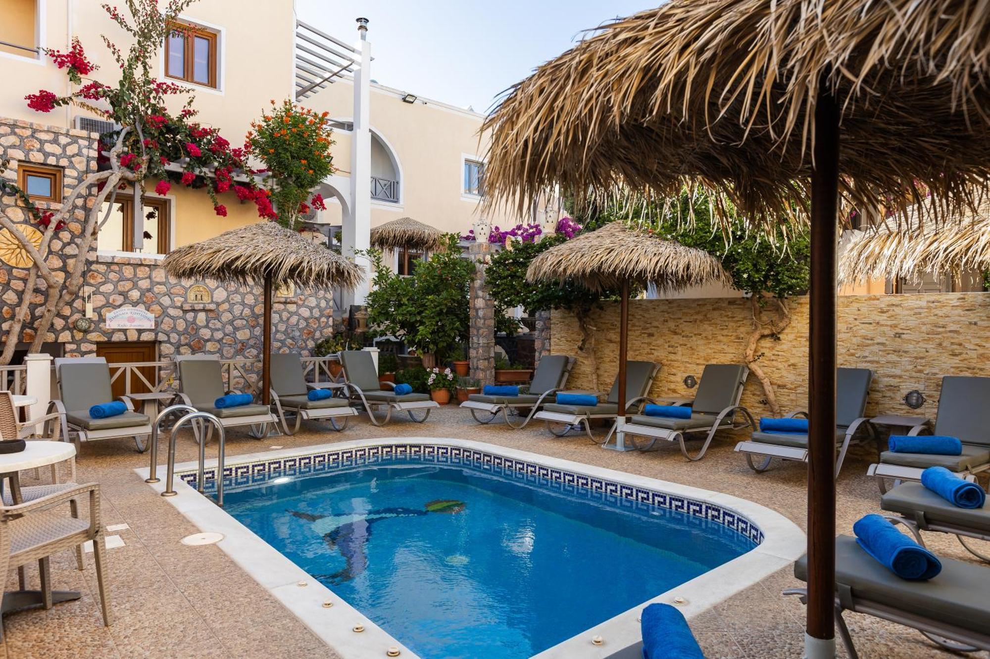 Polydefkis 4* Kamari (Santorini)