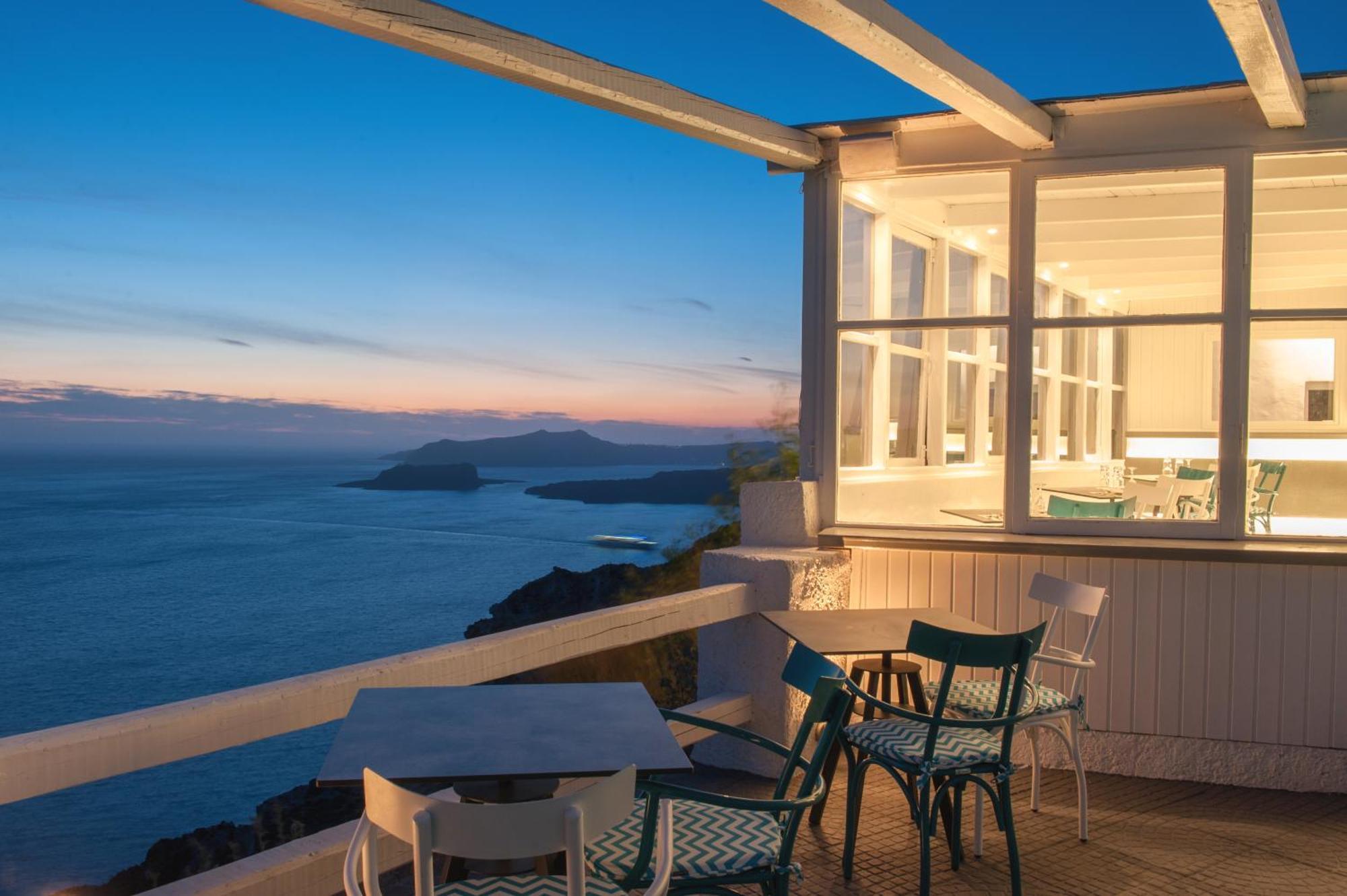 Artemis 4* Megalochori (Santorini)