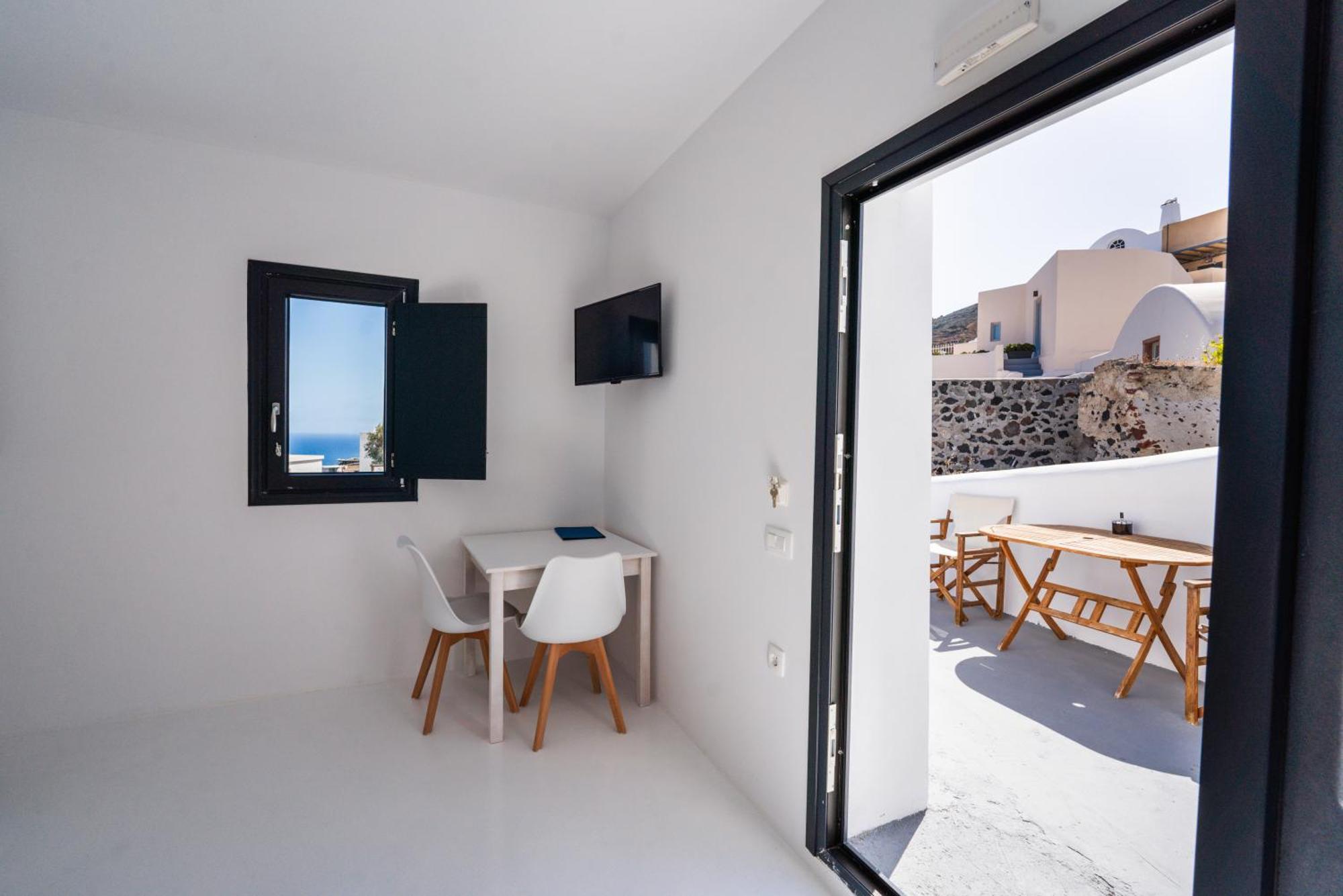 Caves 1880 Apartment Oia (Santorini)