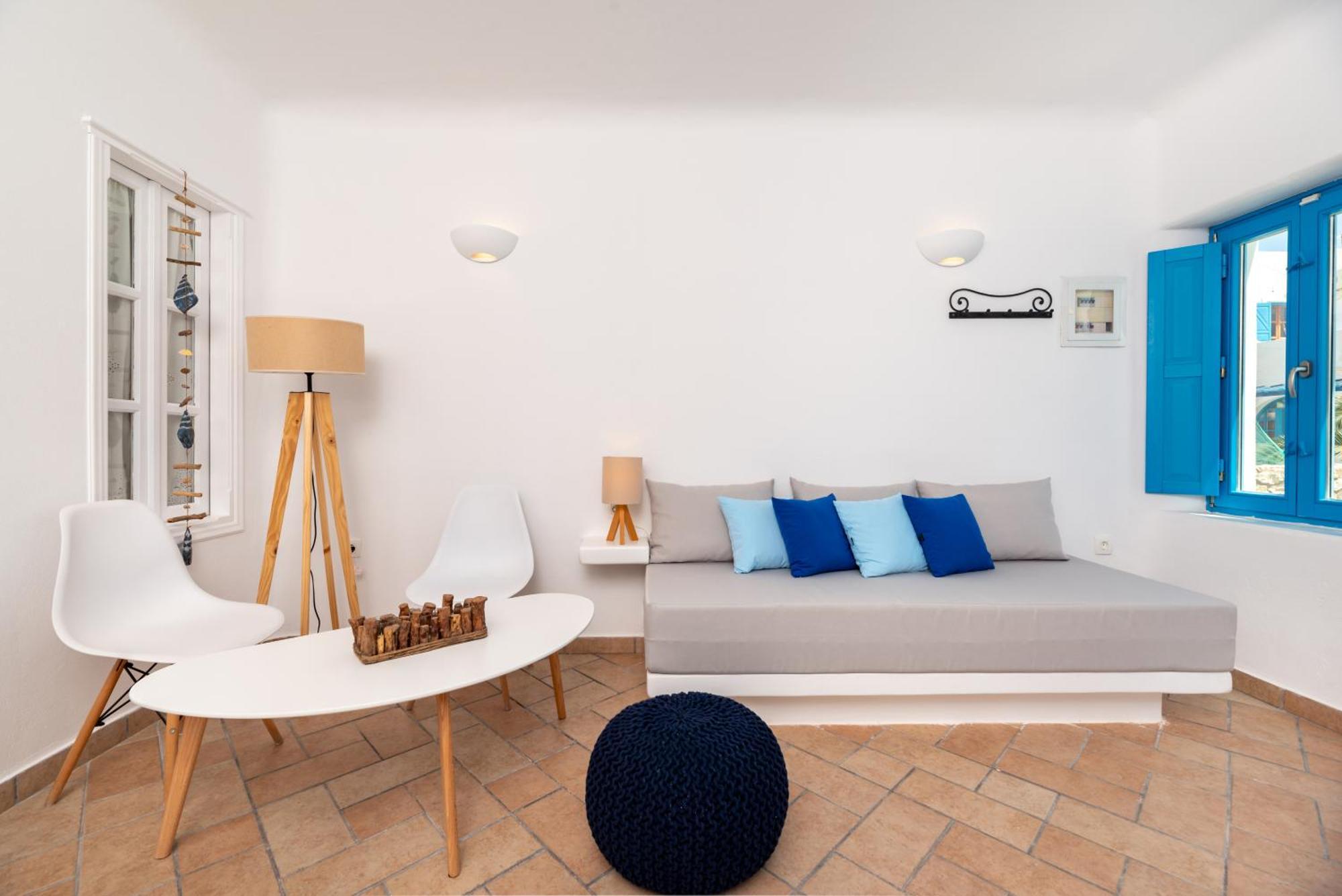 Hotel Seaside By Manos Kamari (Santorini)