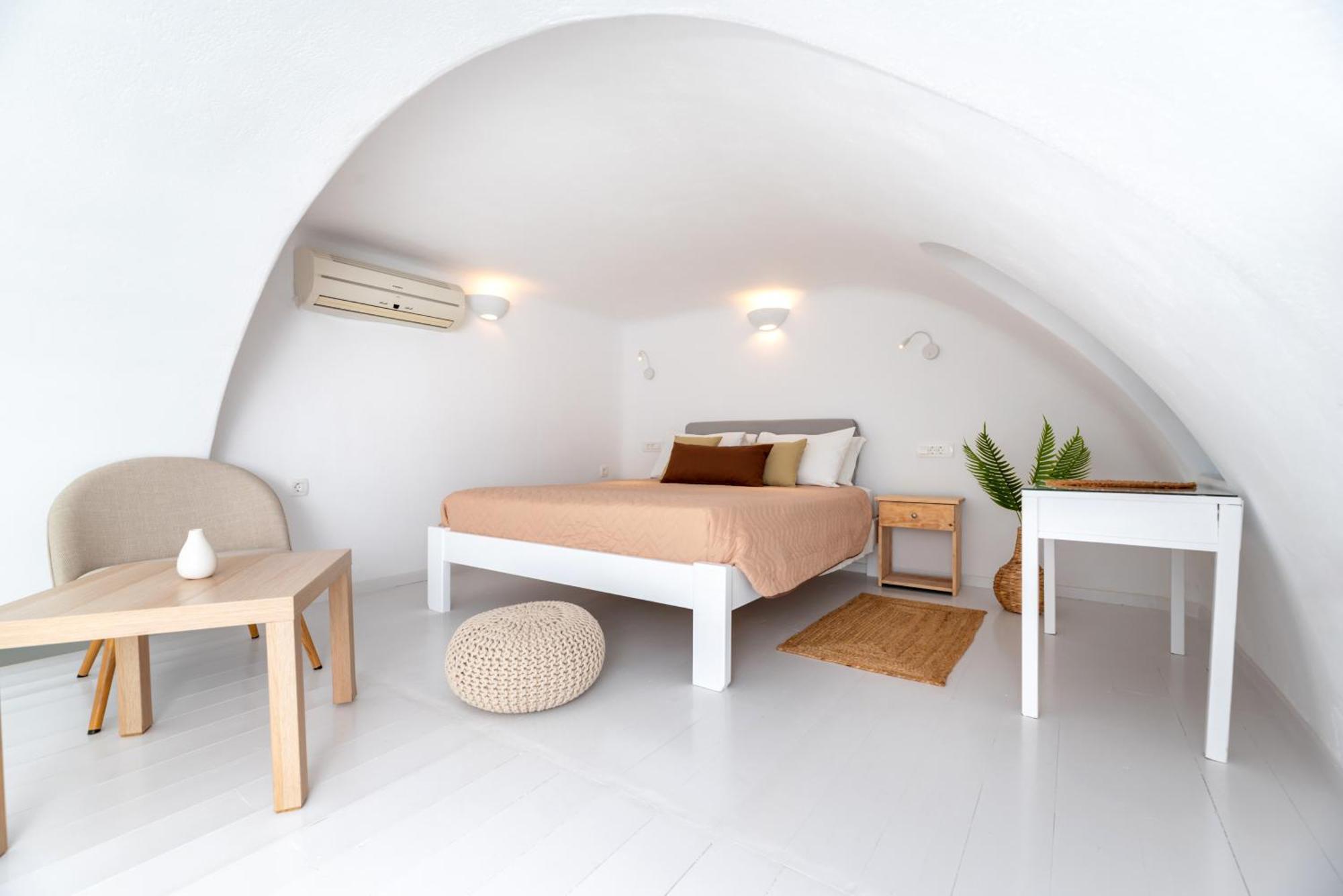 Hotel Seaside By Manos