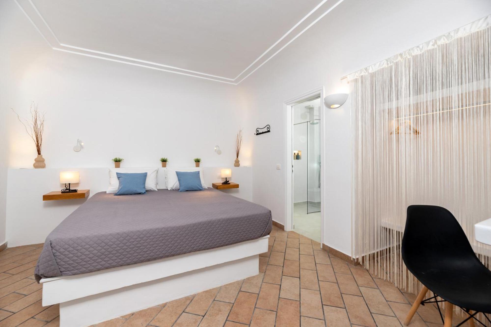 Seaside By Manos Hotel