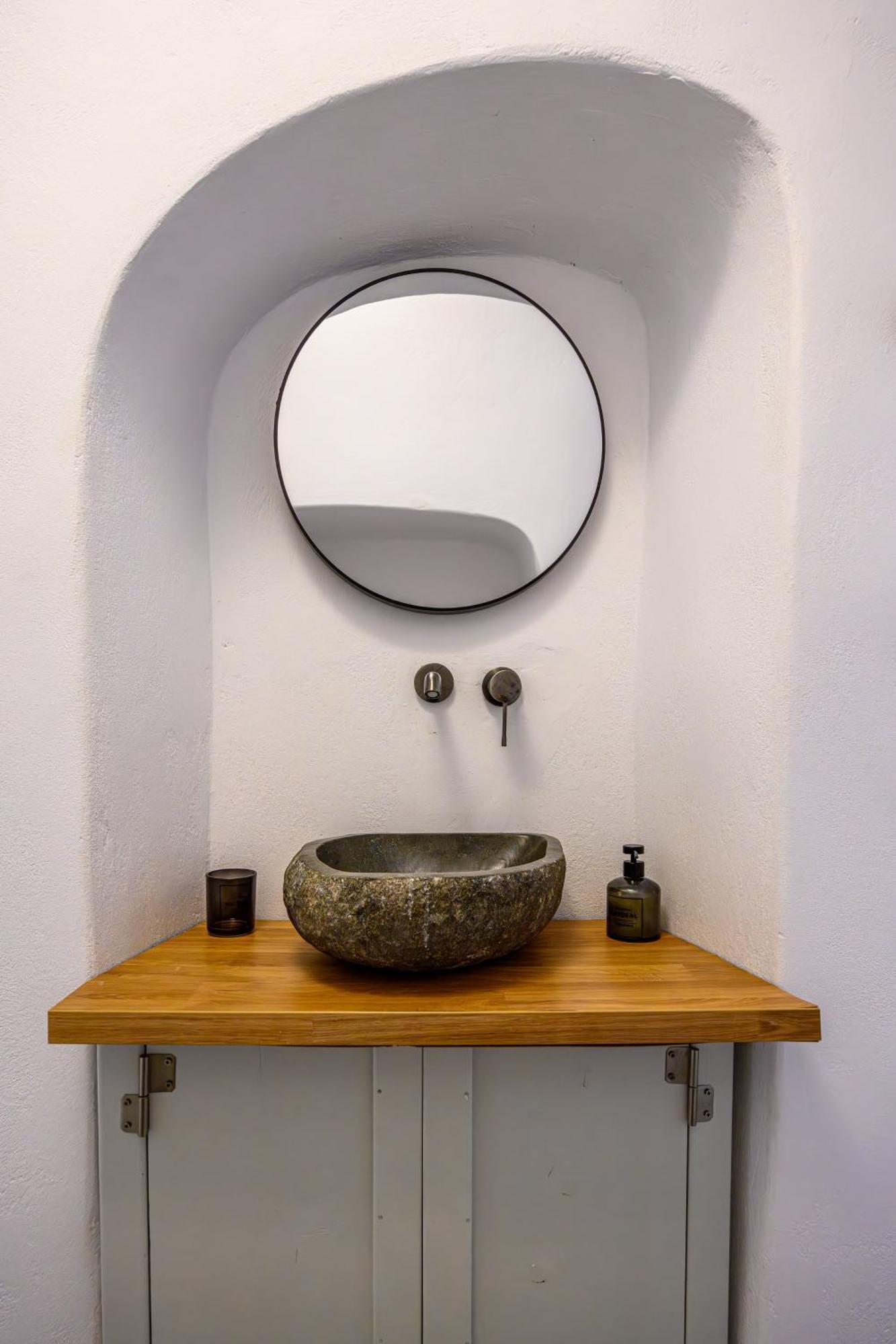 Angeleve With Private Jacuzzi Pousada