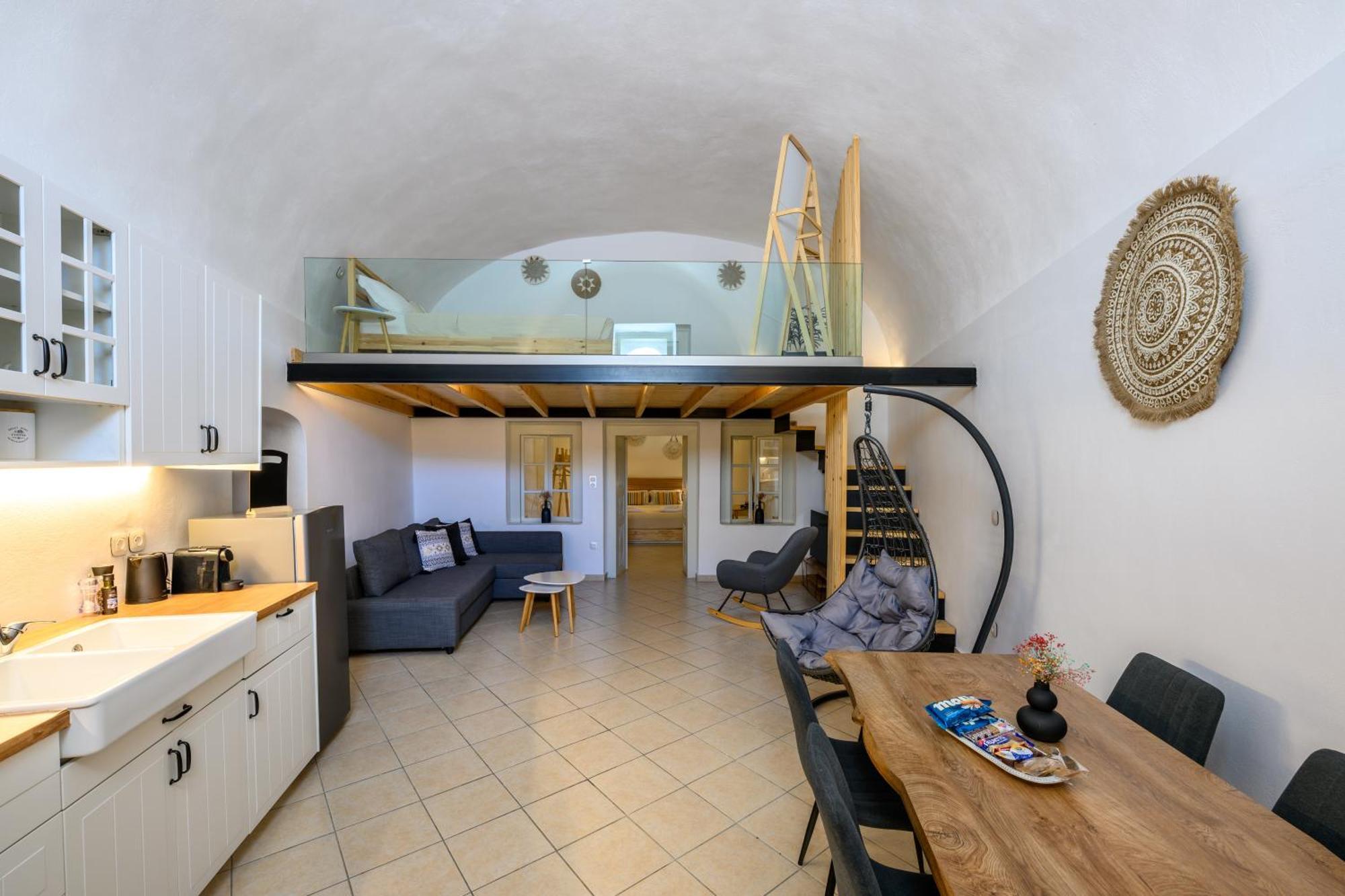 Pousada Angeleve With Private Jacuzzi Fira (Santorini)