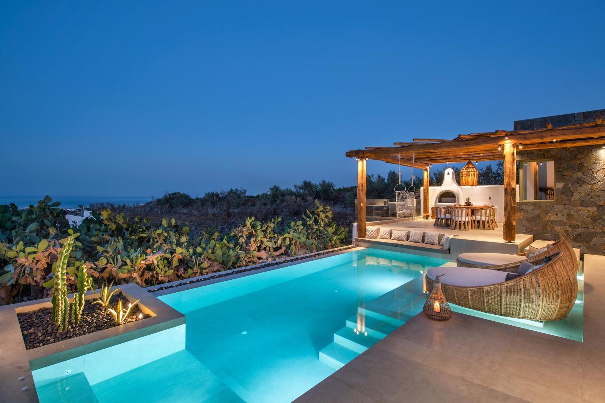 Ayama Hideaway Private Villa Fira (Santorini)