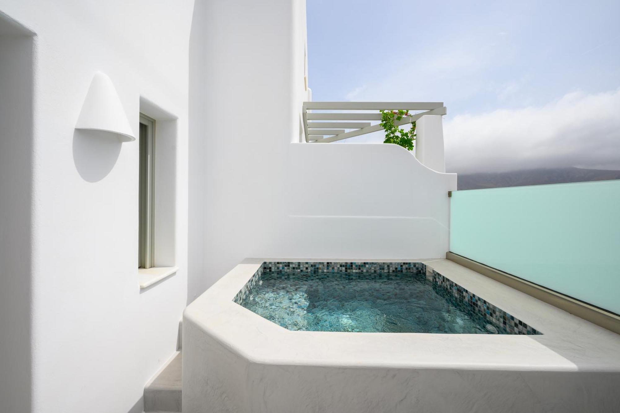 Aegean Diamonds Luxury * Monolithos (Santorini)