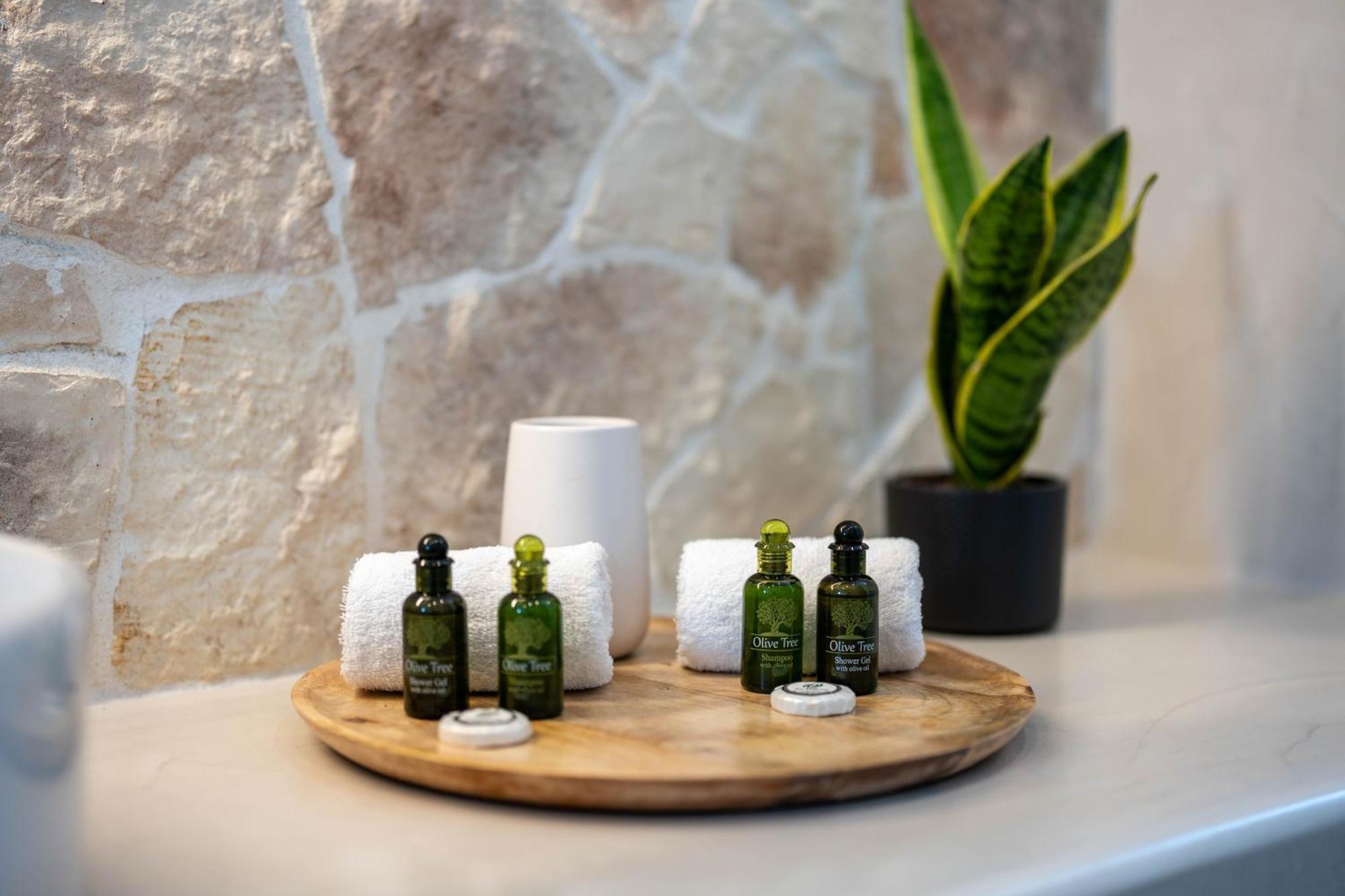 Cuore Santo Aparthotel Fira (Santorini)