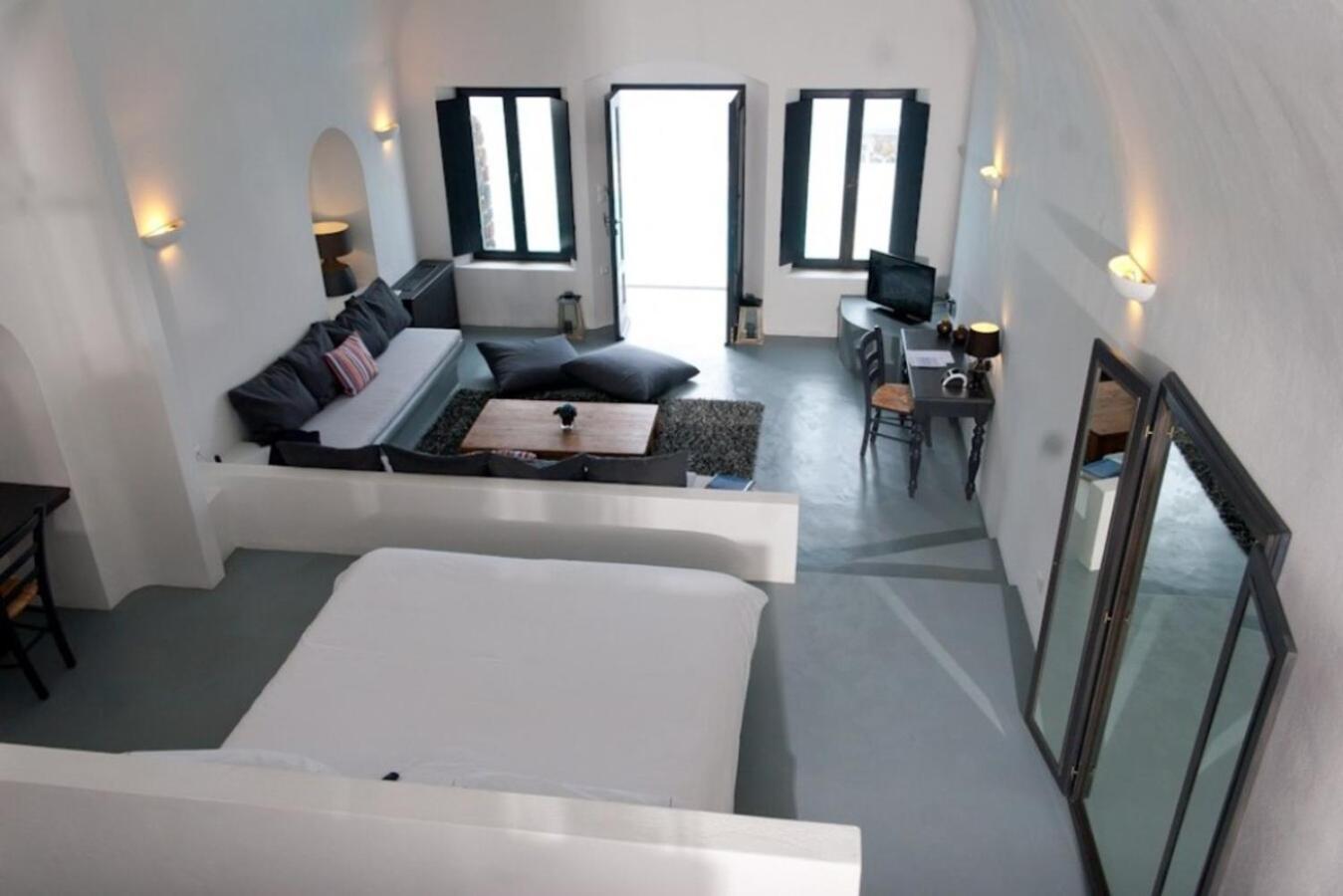 Grand Ambassador Santorini (adults Only) 5* Akrotiri (Santorini)