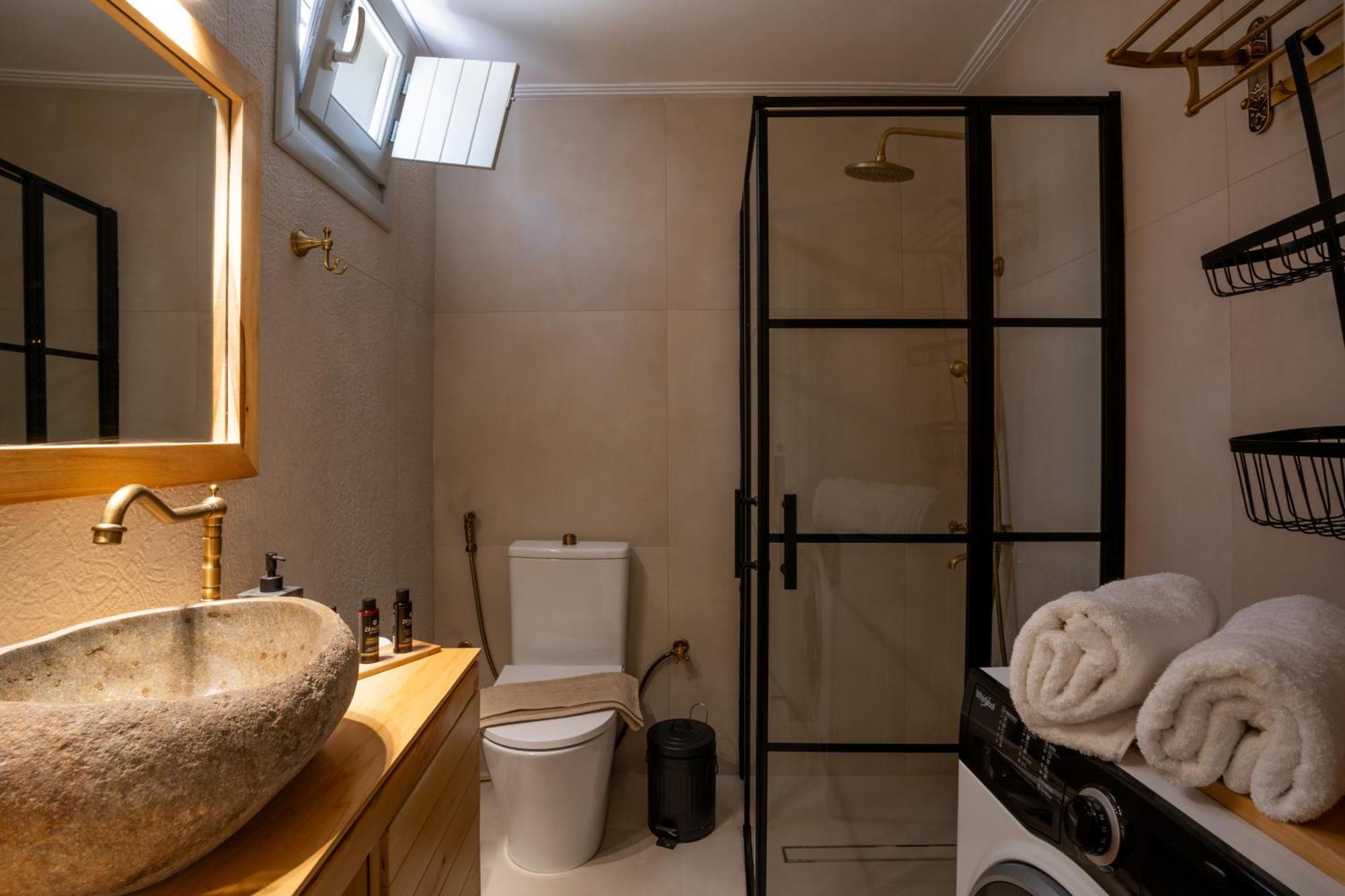Euphemus Cave House Apartamento Mesaria