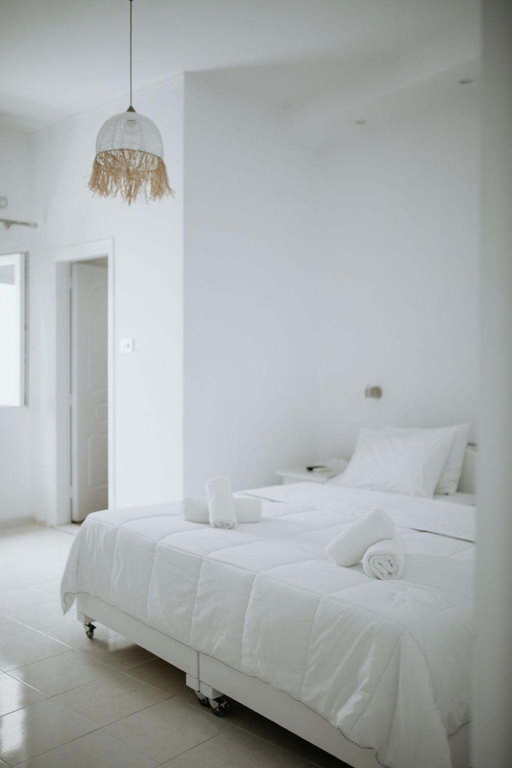 Thirasia Hotel Fira (Santorini)