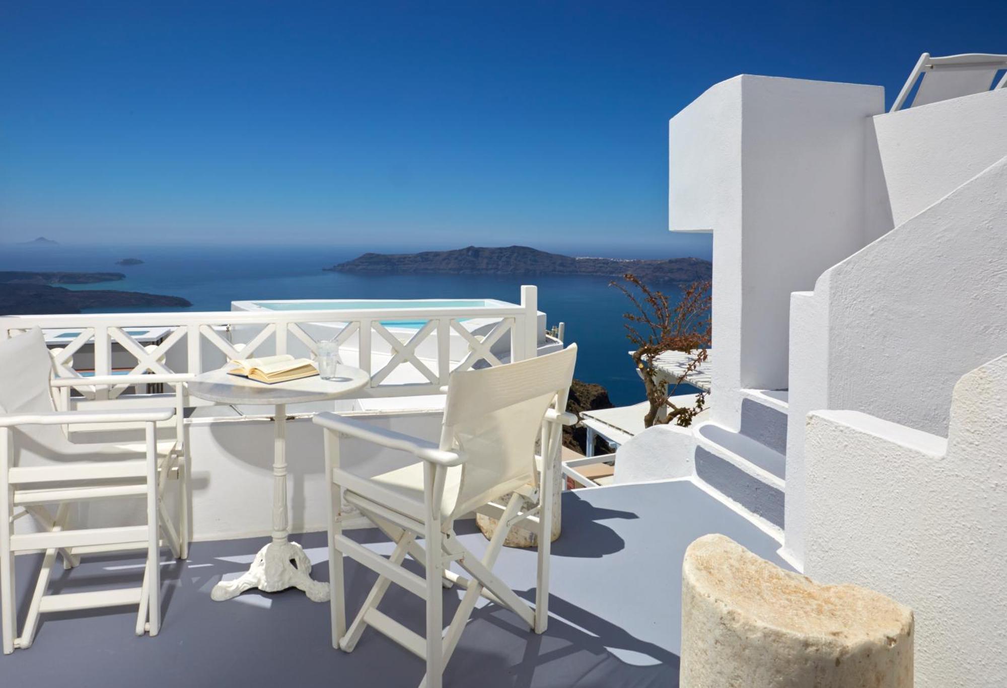 Hotel Whitedeck Santorini 3*