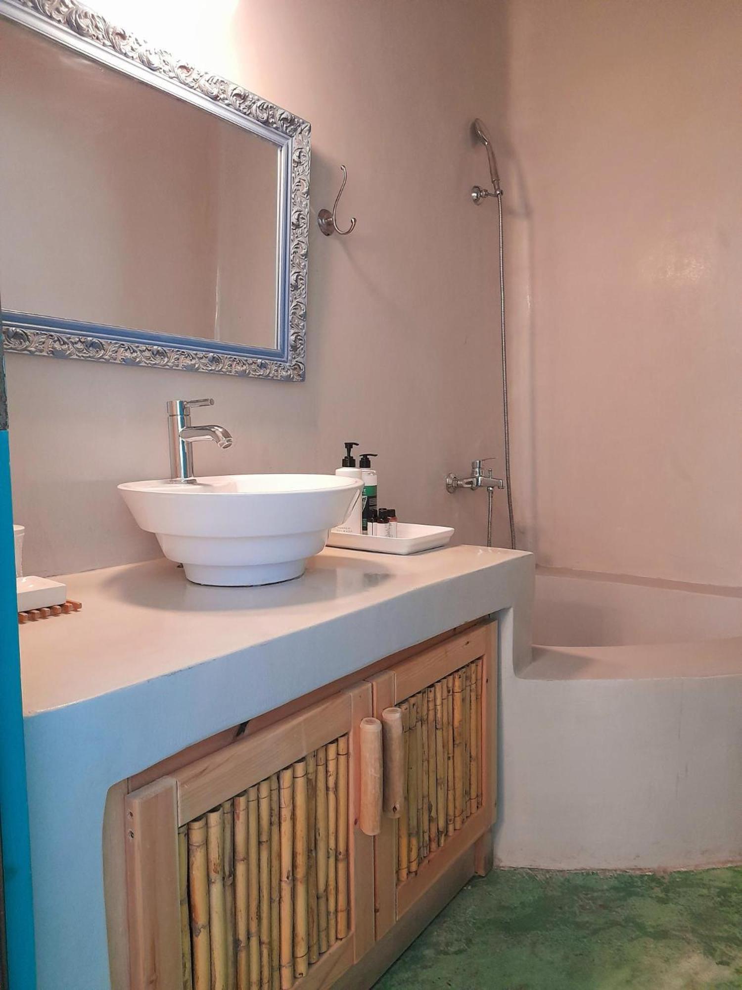 Aparthotel Nissia &
