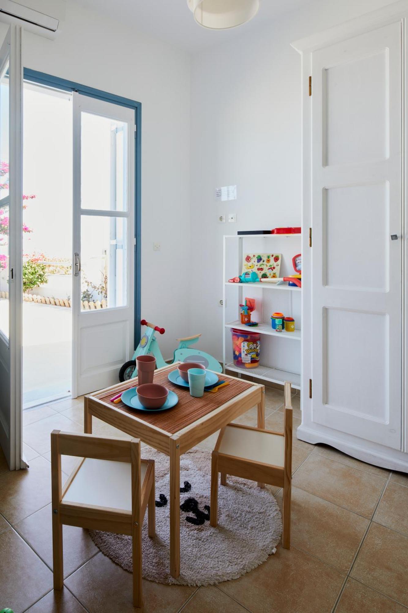Athiri Santorini Hotel 3*