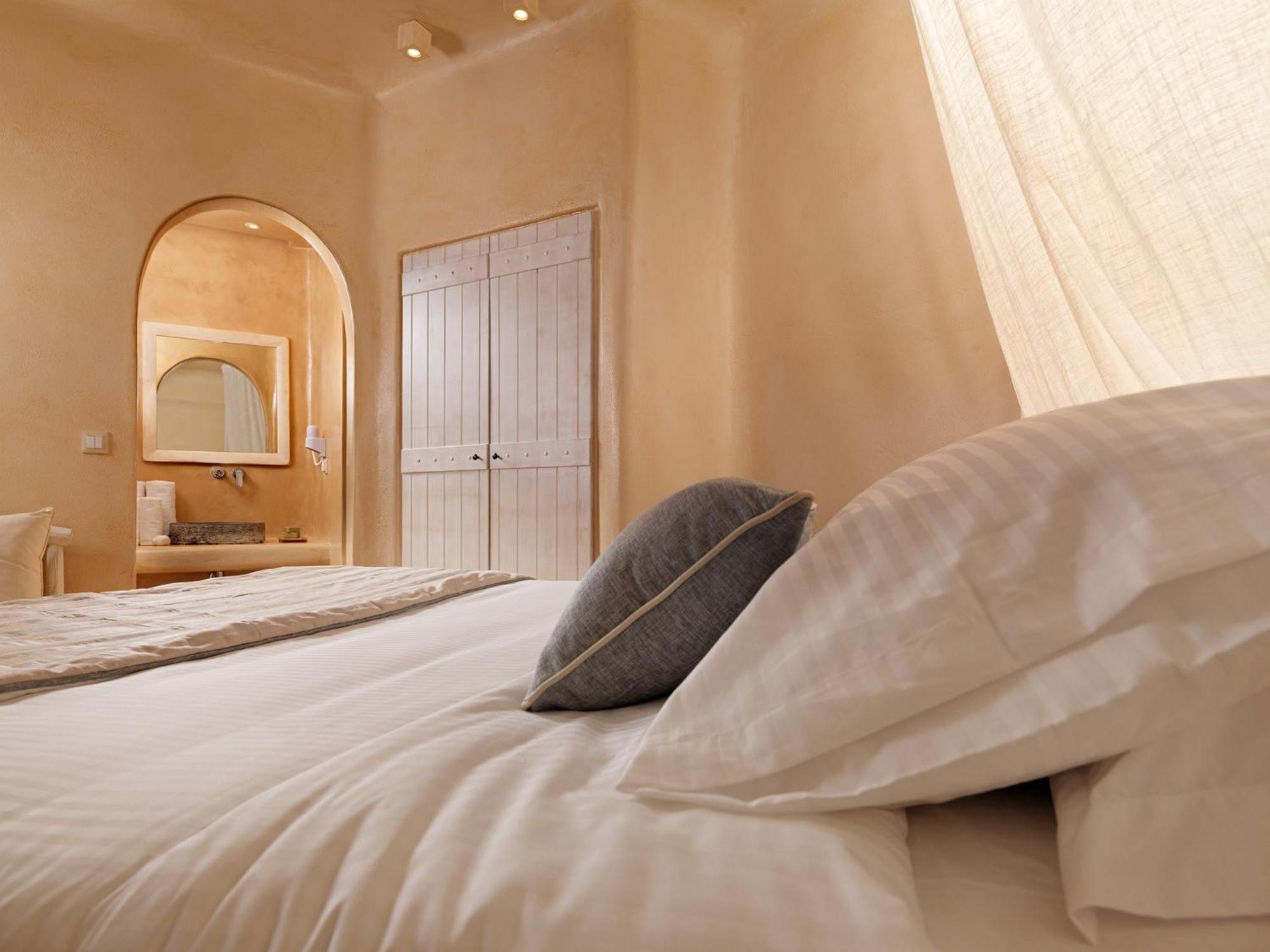 Dome Santorini