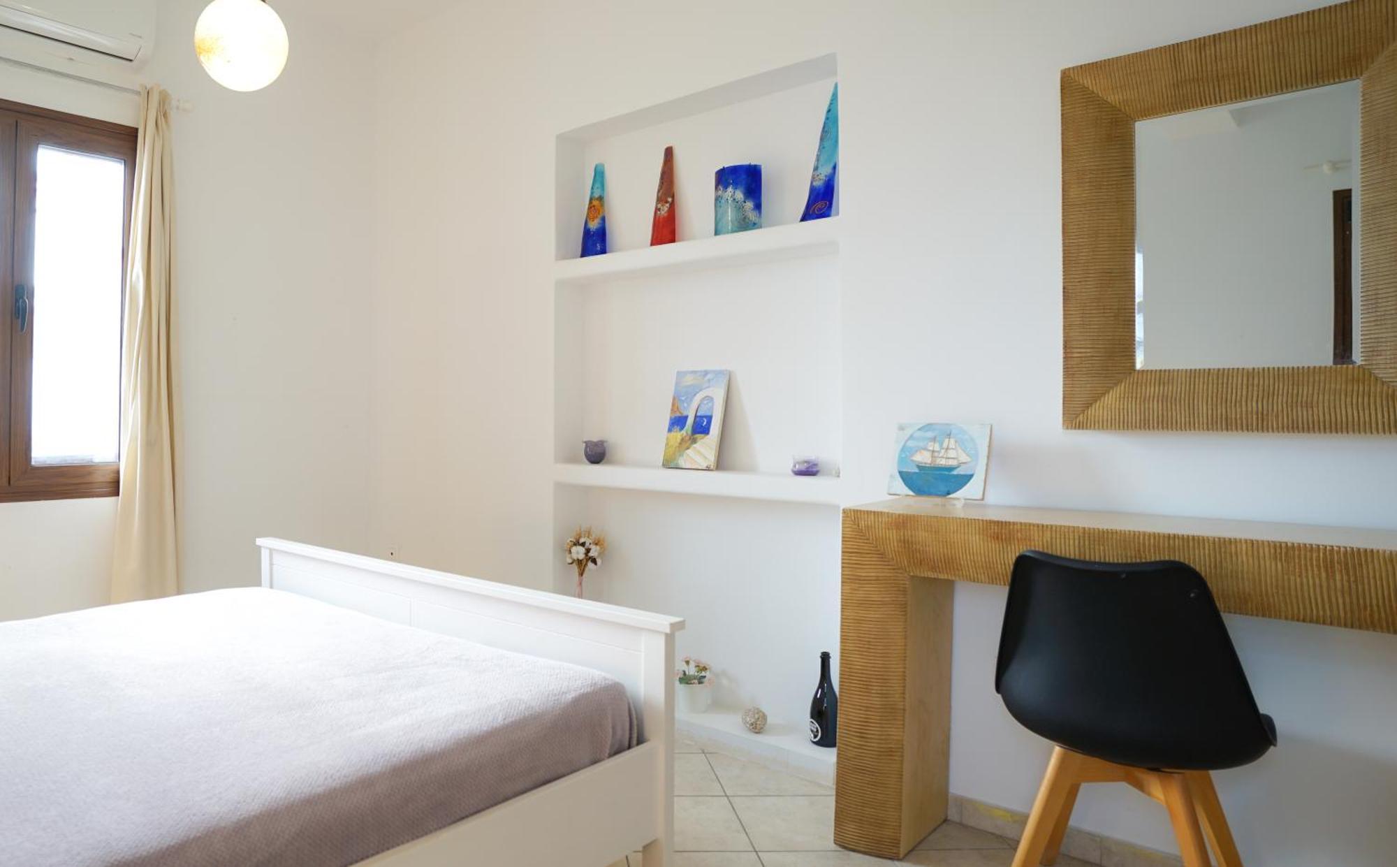 Apartment With Veranda Fira (Santorini)