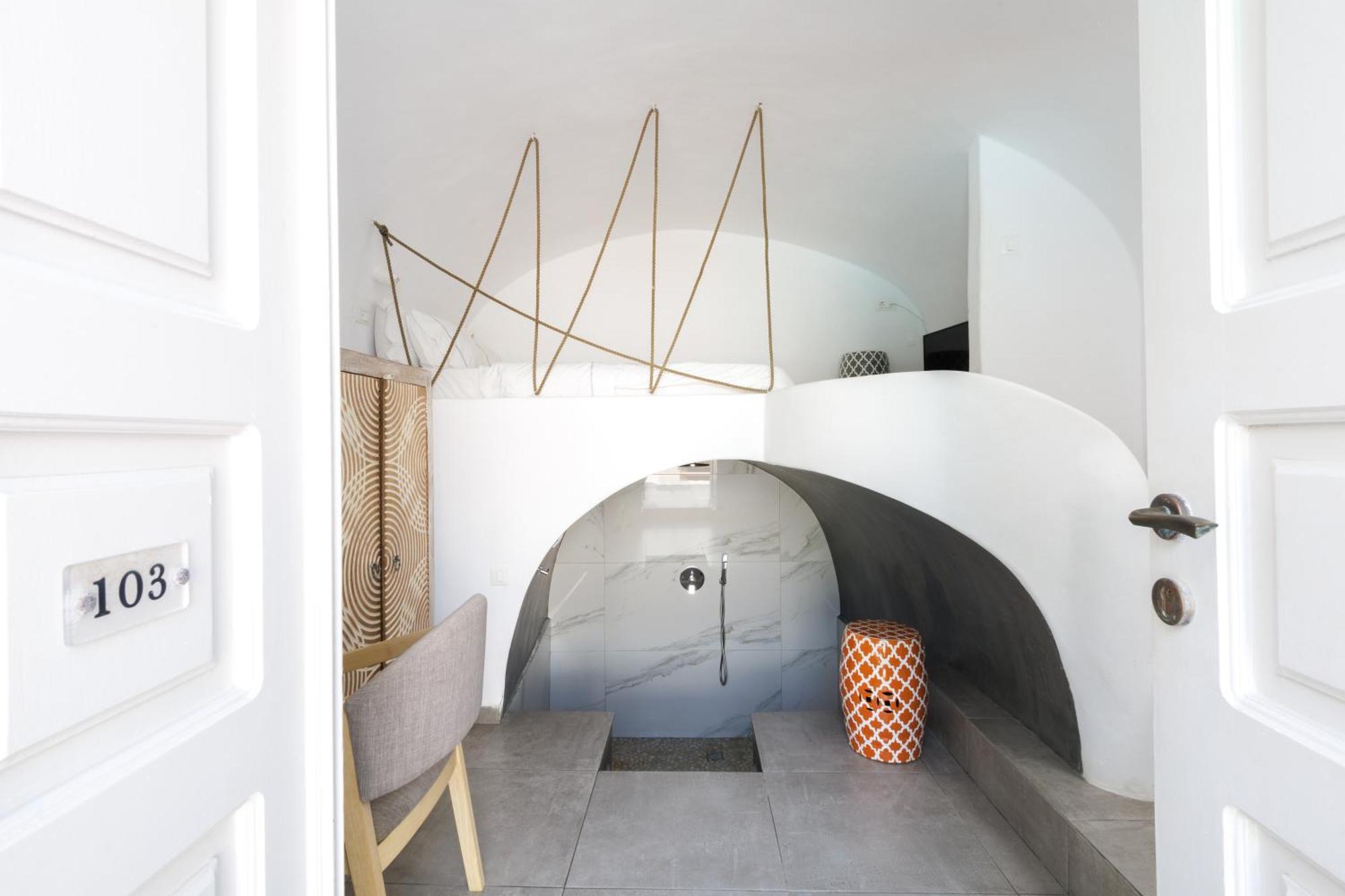 The Museum Project Oia (Santorini)