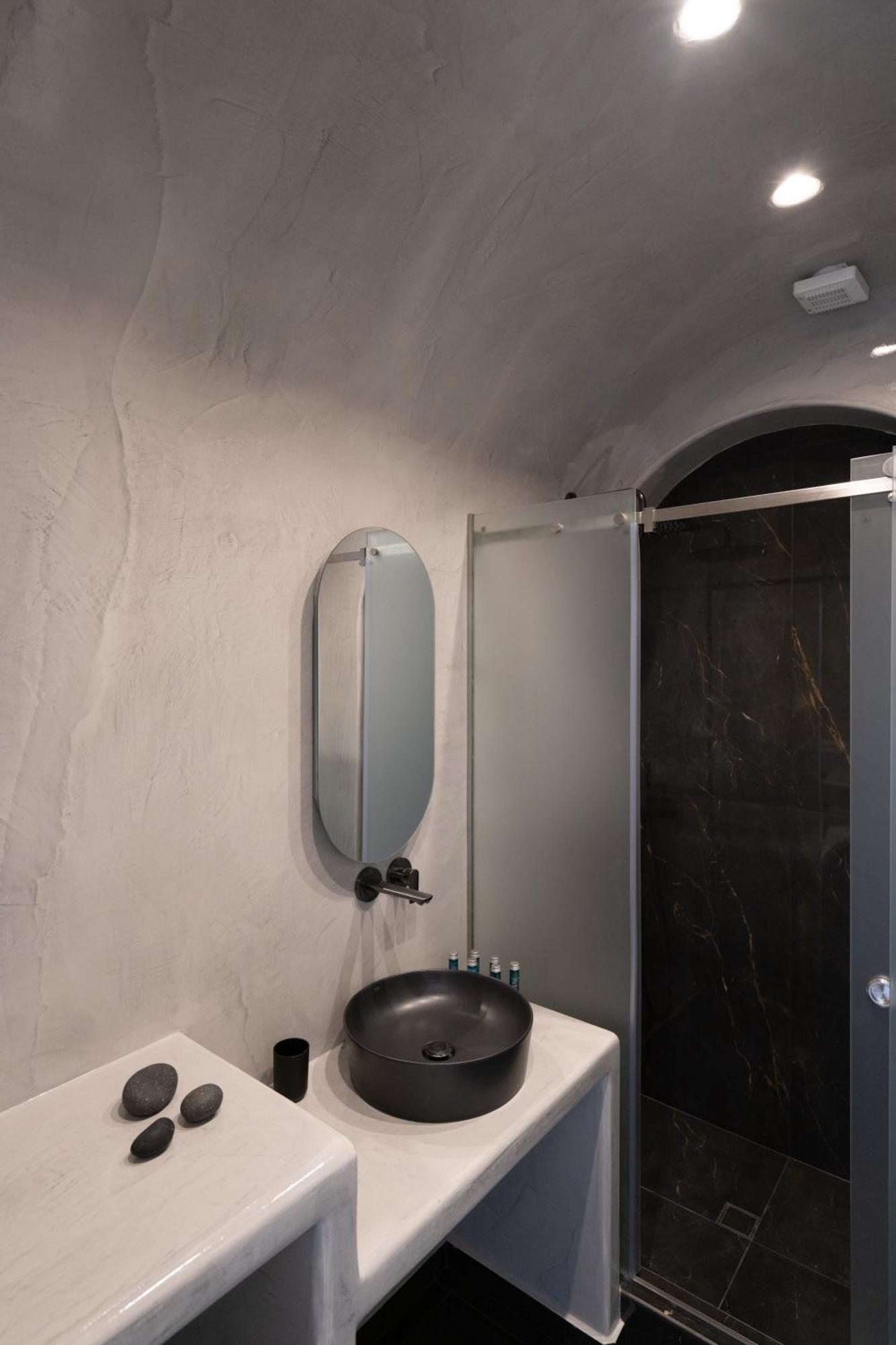 Aegean Diamonds Luxury Villa Monolithos (Santorini)