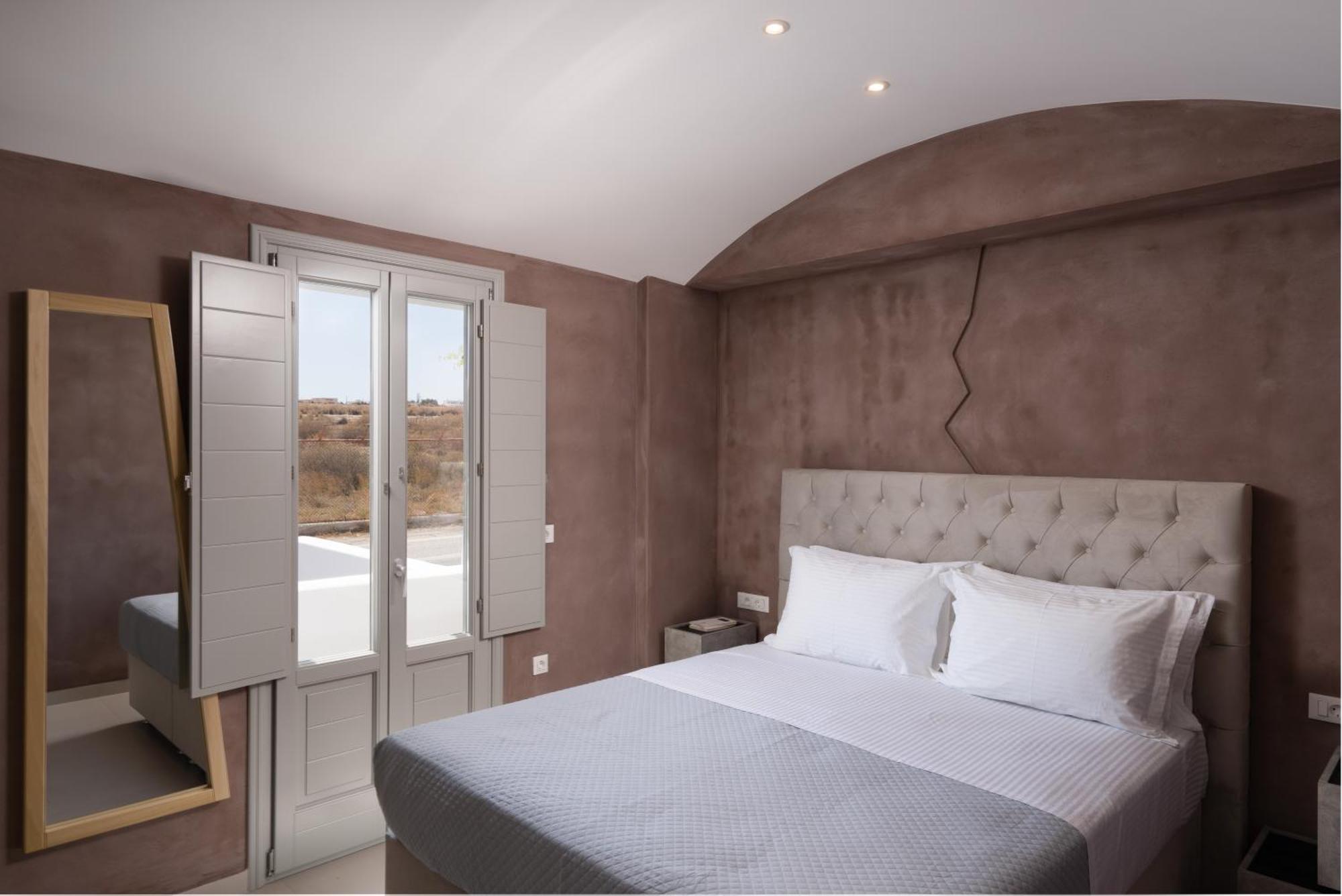 Aegean Diamonds Luxury Monolithos (Santorini)