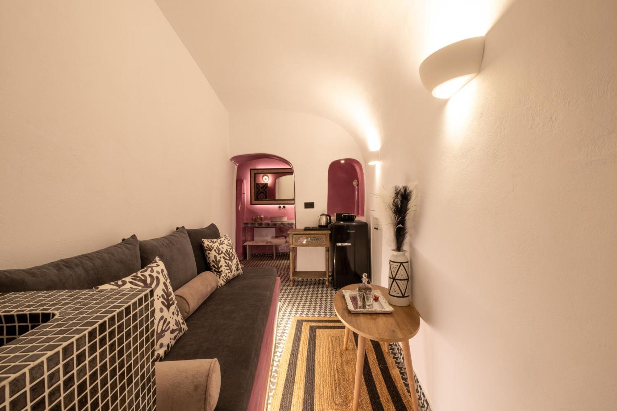 Amaya Selection Of Villa Oia (Santorini)