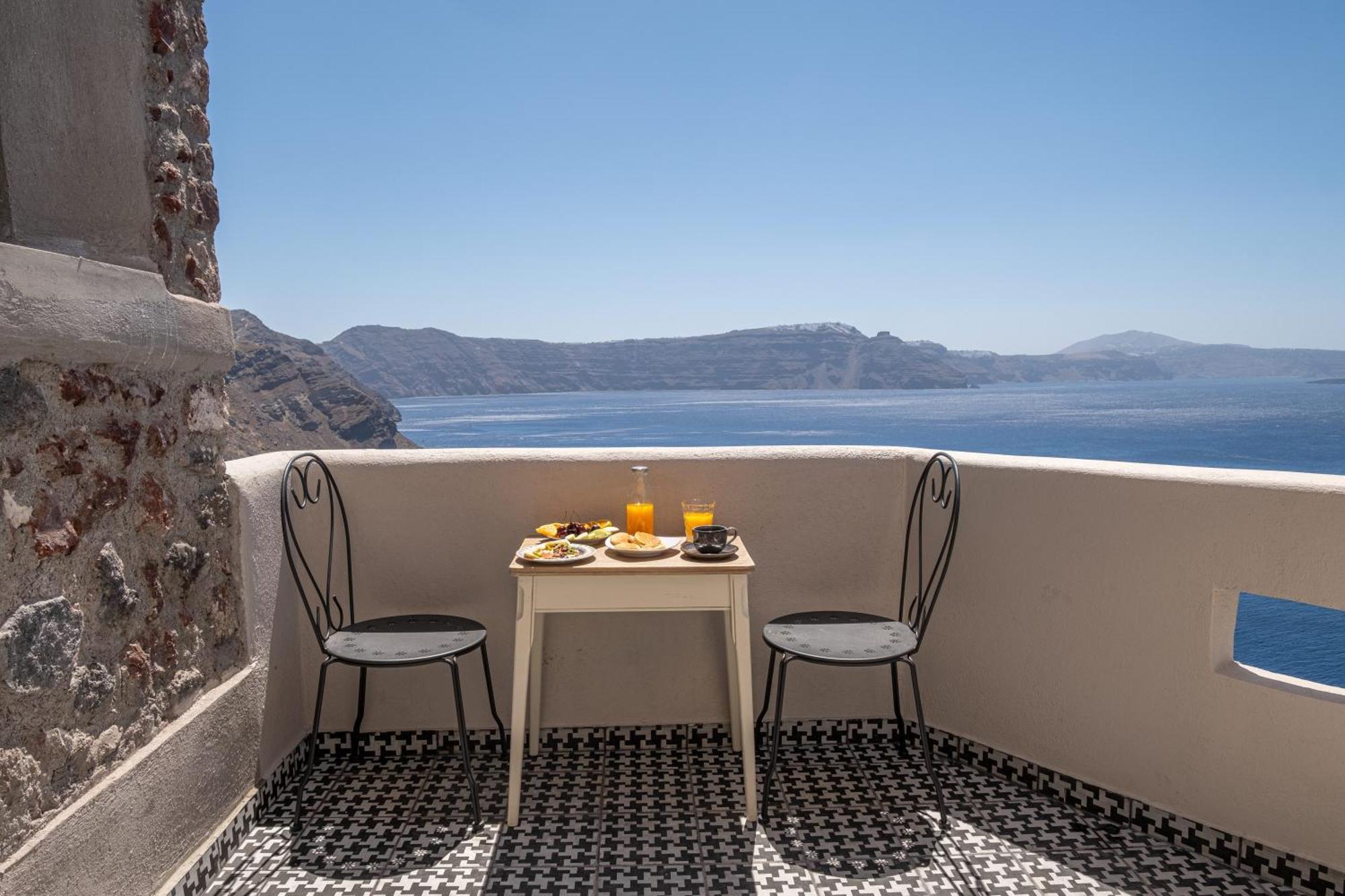 Amaya Selection Of * Oia (Santorini)