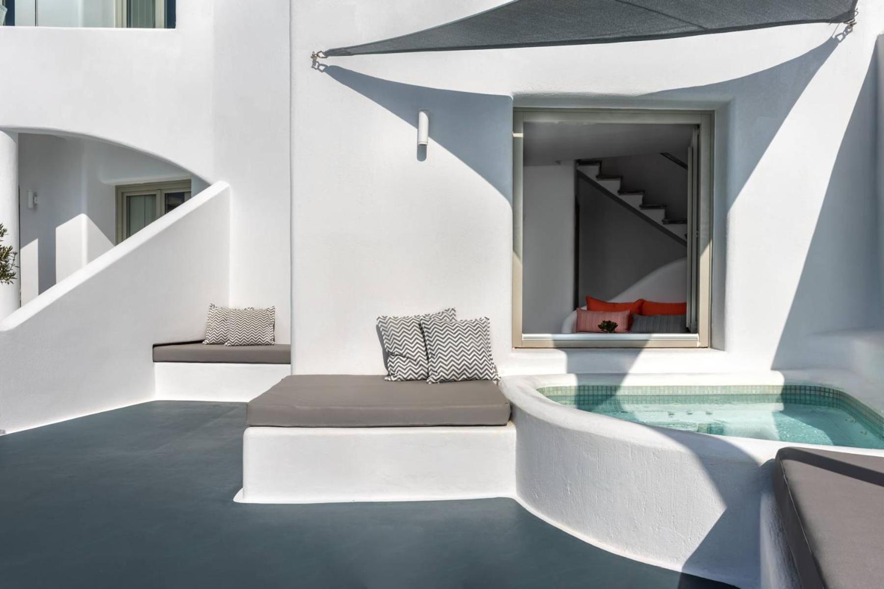 La Perla And - Adults Only