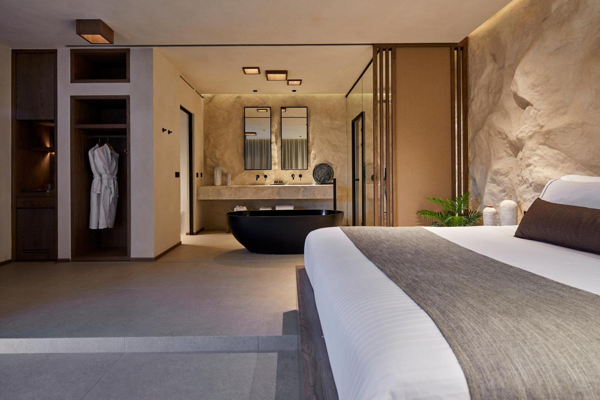 North Santorini - A Luxury
